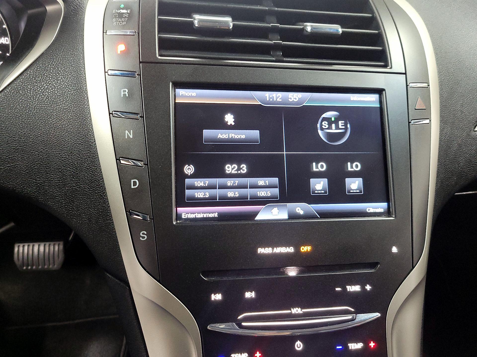 Thumbnail: 2016 Lincoln MKZ - 15