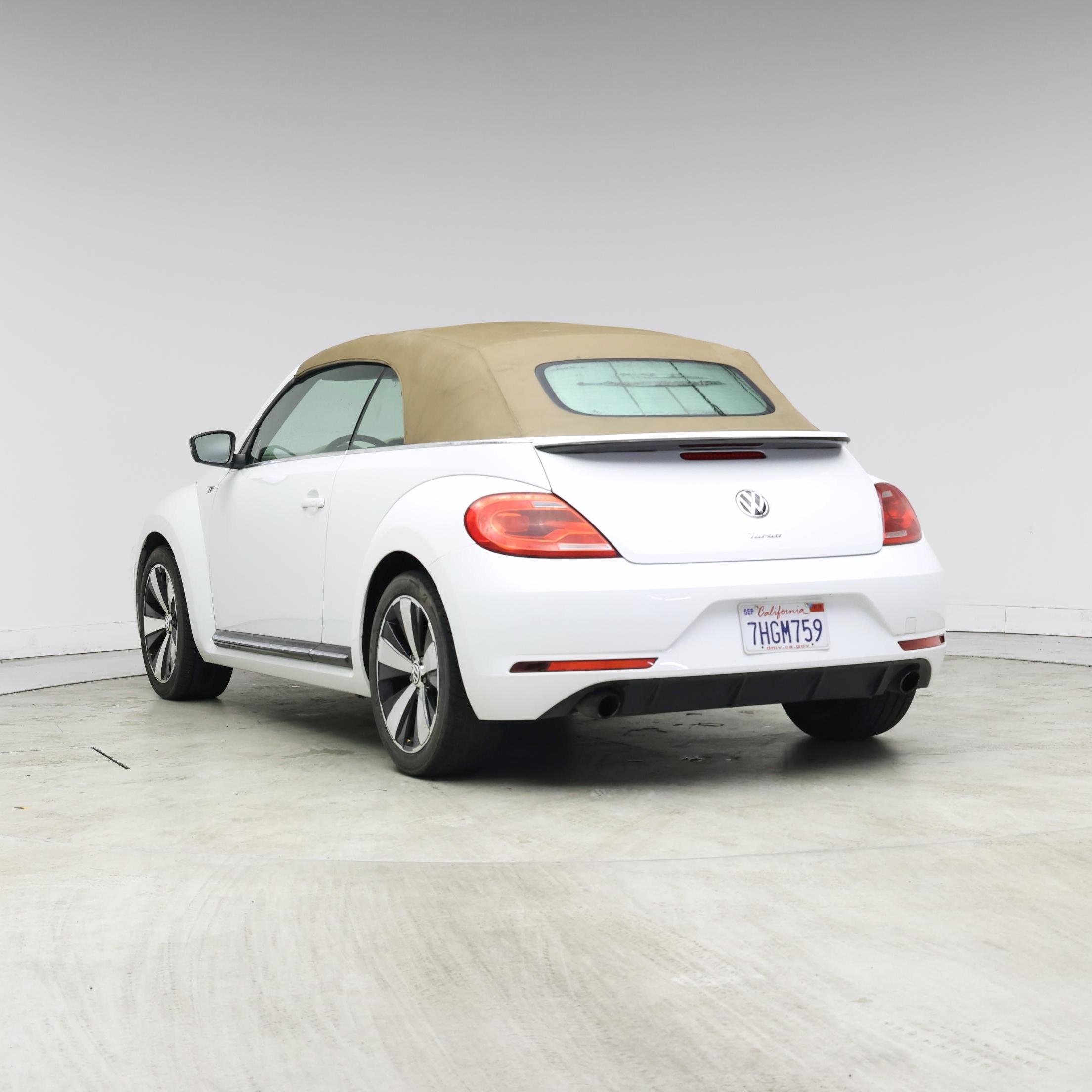 Thumbnail: 2014 Volkswagen Beetle - 2