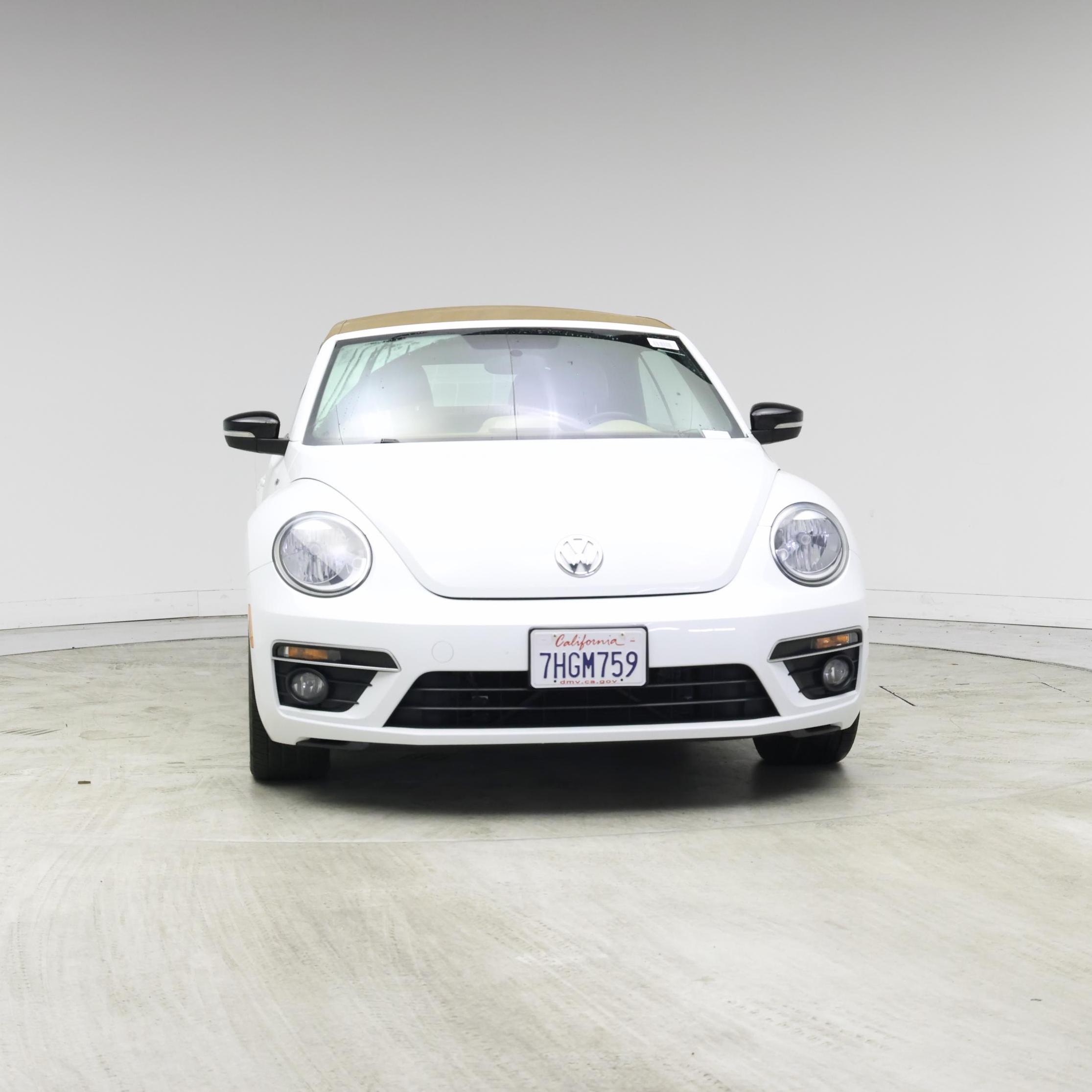 Thumbnail: 2014 Volkswagen Beetle - 5