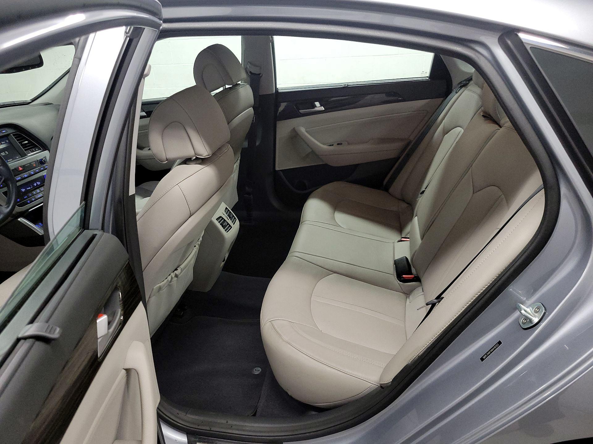 Thumbnail: 2017 Hyundai Sonata - 16