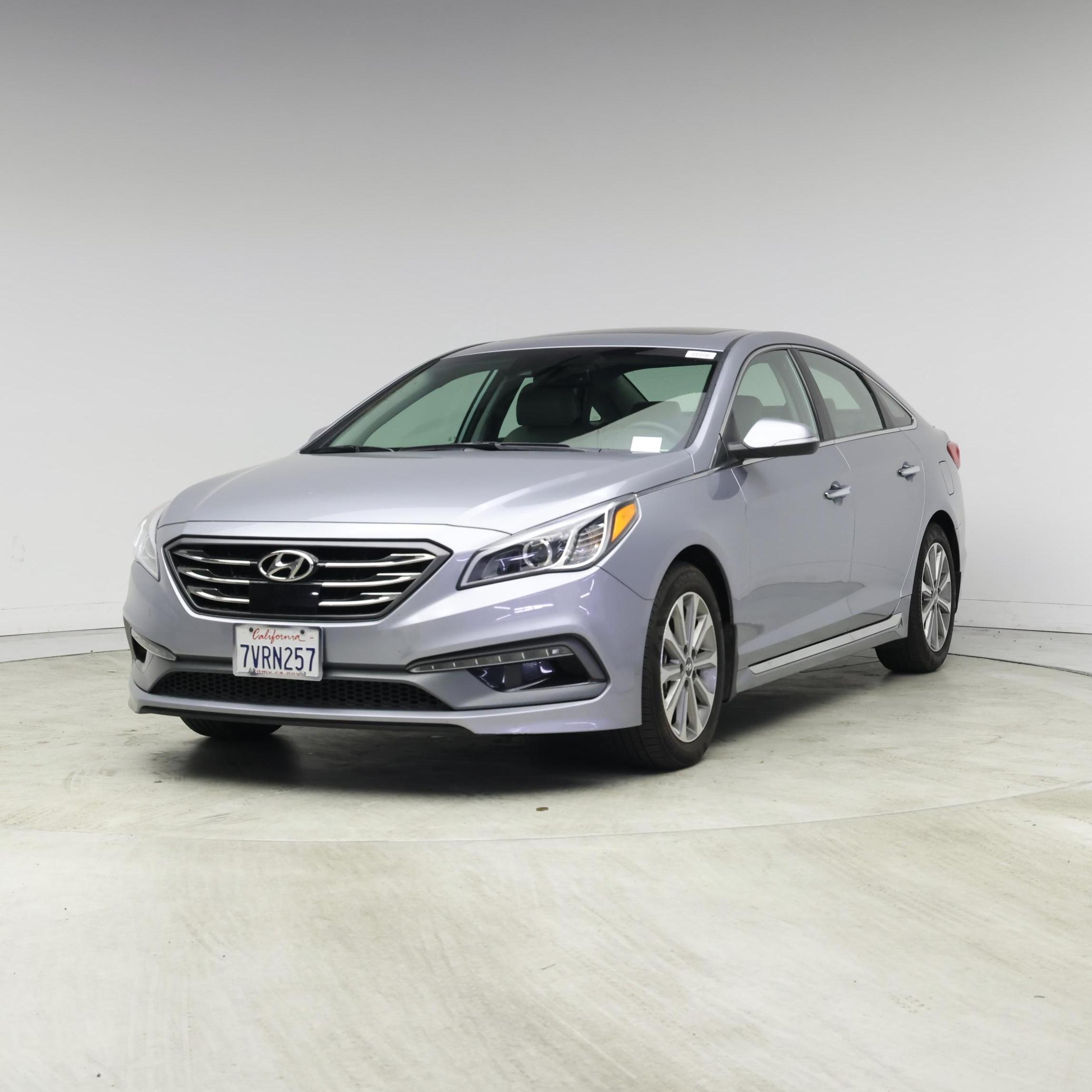 Thumbnail: 2017 Hyundai Sonata - 4