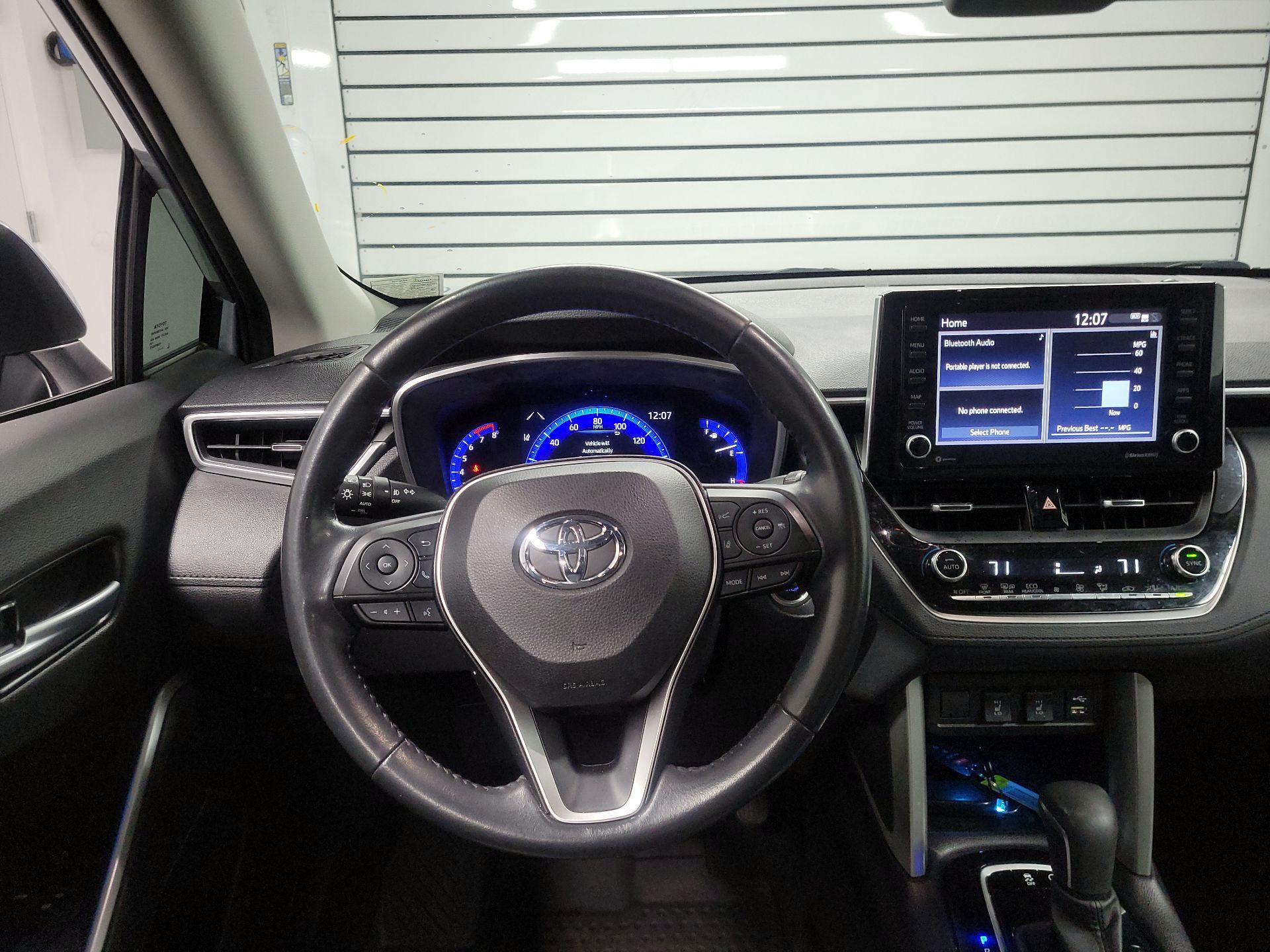 Thumbnail: 2022 Toyota Corolla Cross - 10