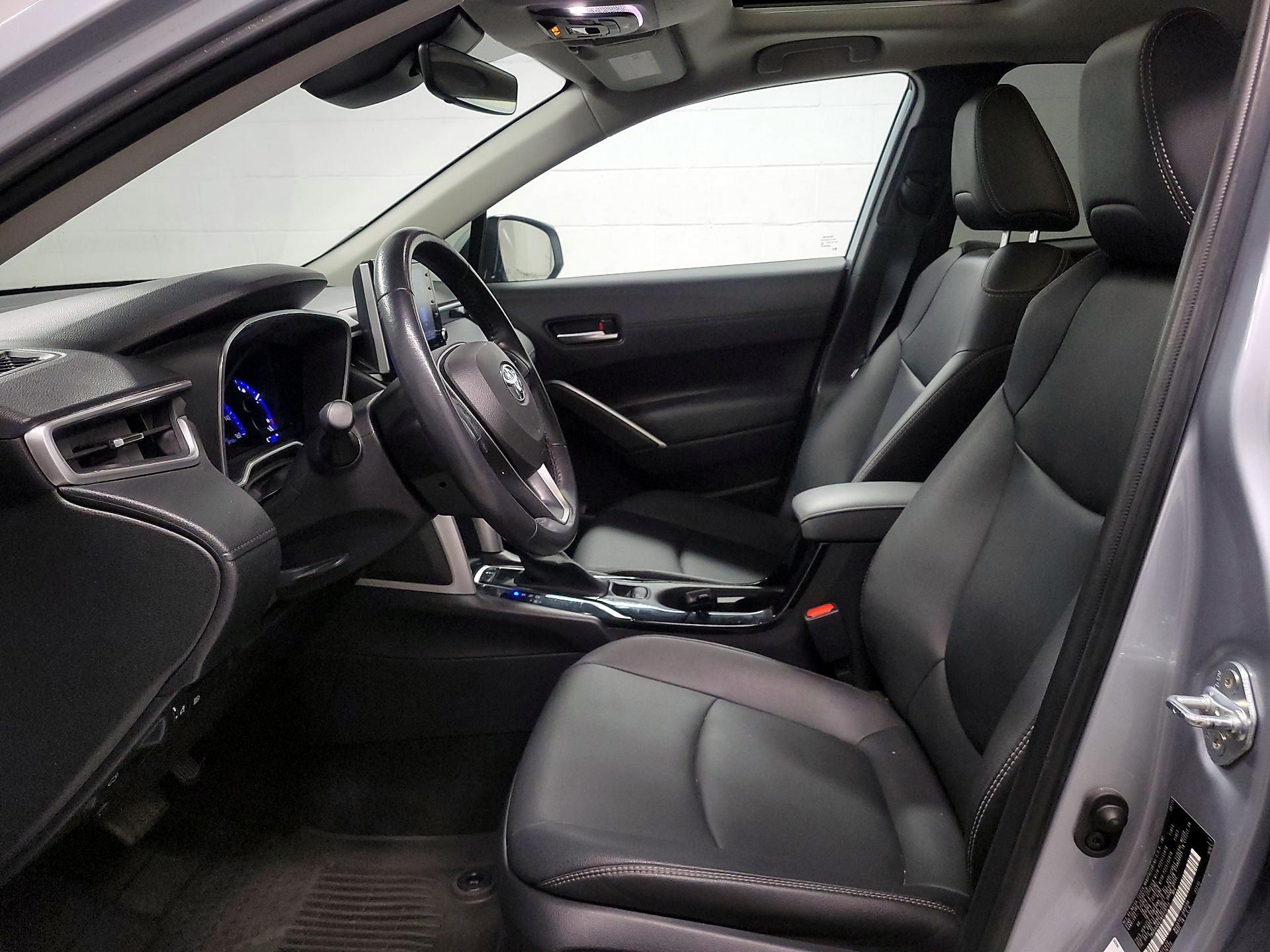 Thumbnail: 2022 Toyota Corolla Cross - 11