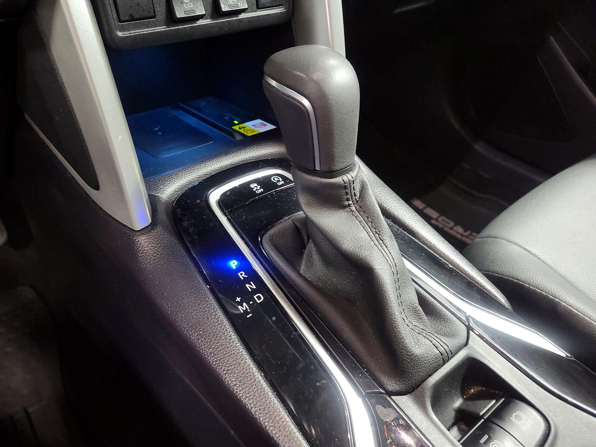 Thumbnail: 2022 Toyota Corolla Cross - 16