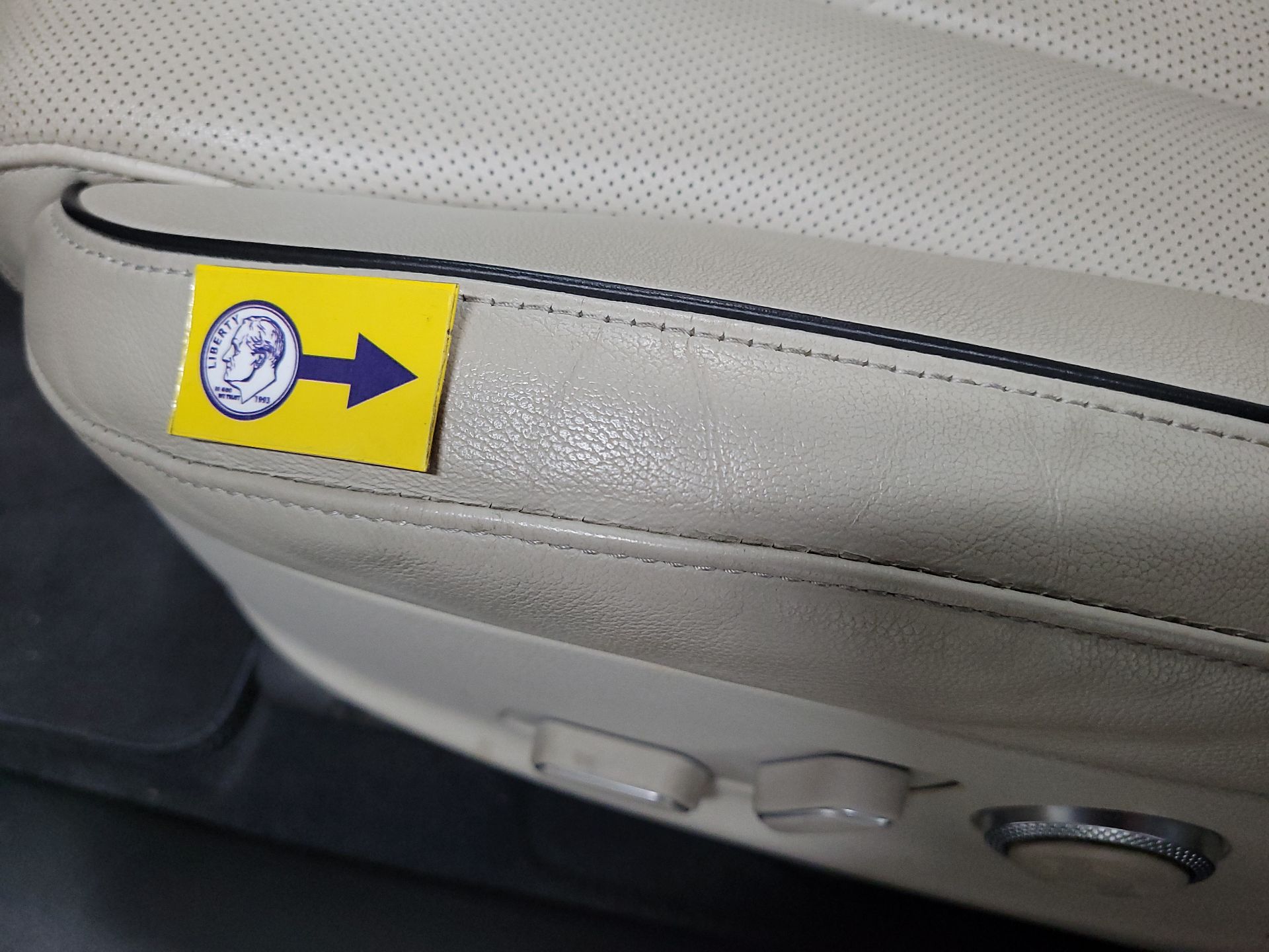 Thumbnail: 2021 Genesis G80 - 20