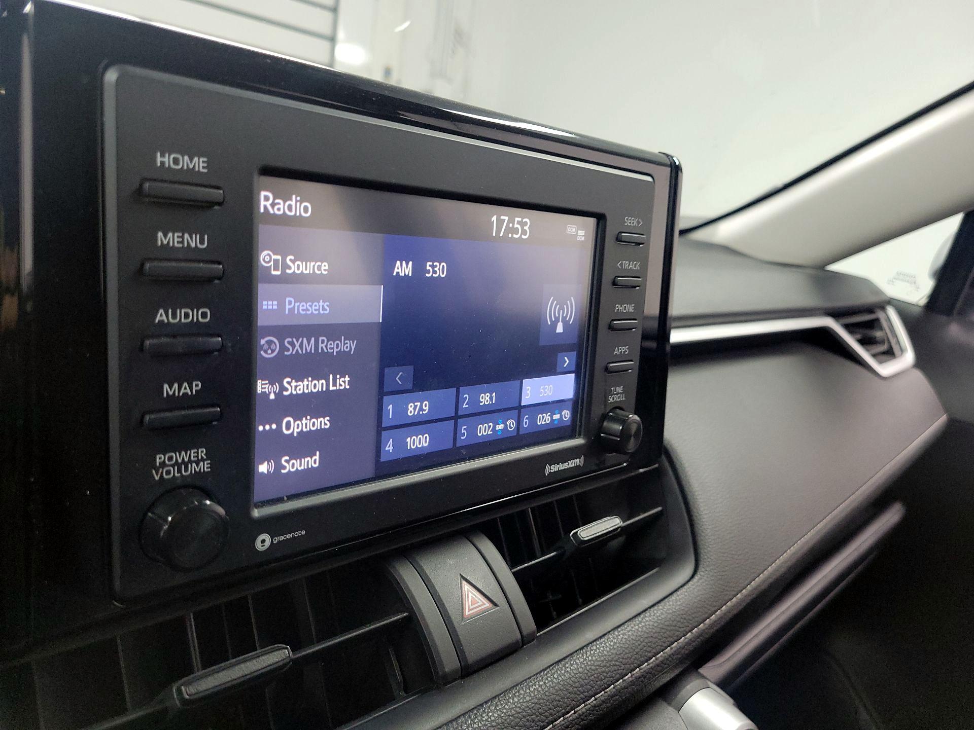 Thumbnail: 2022 Toyota RAV4 - 15