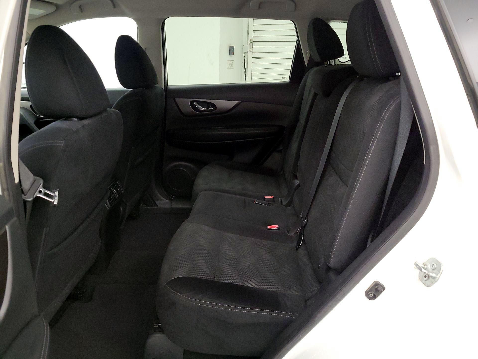 Thumbnail: 2014 Nissan Rogue - 19