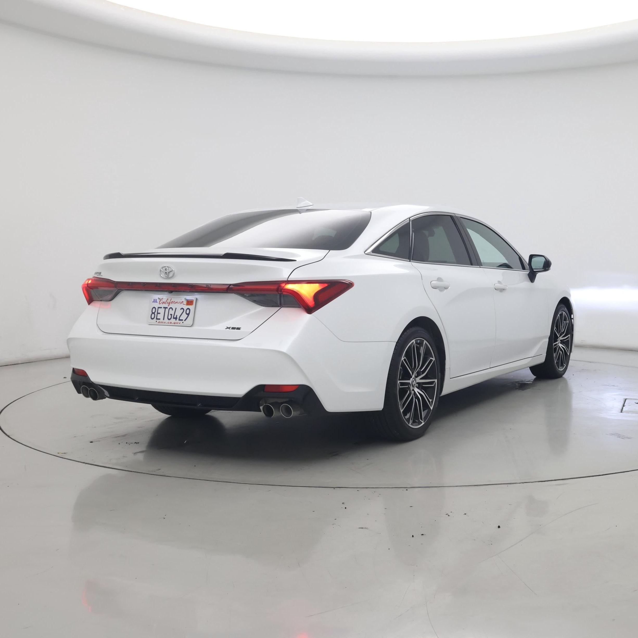 Thumbnail: 2019 Toyota Avalon - 8