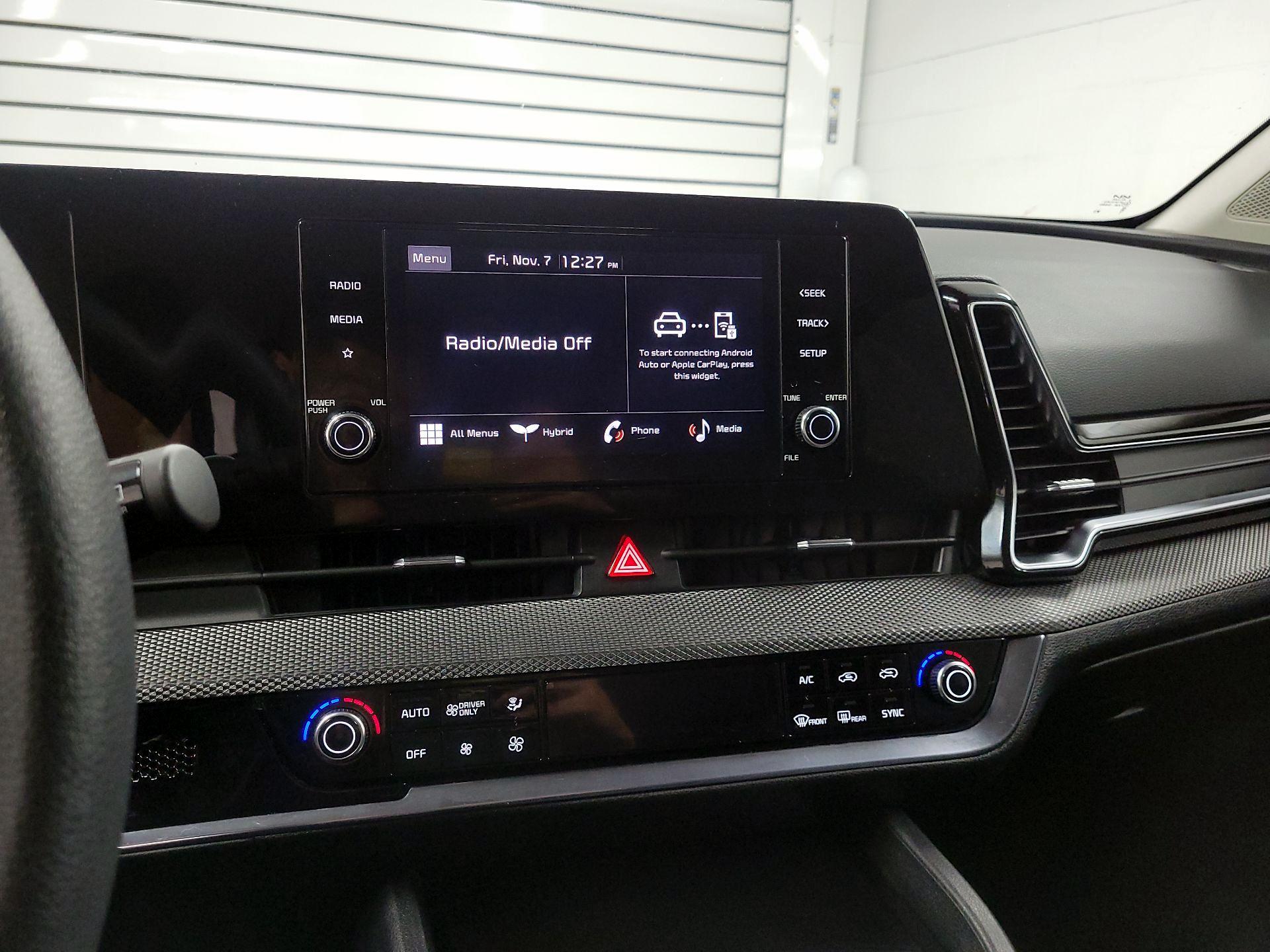 Thumbnail: 2024 Kia Sportage - 15