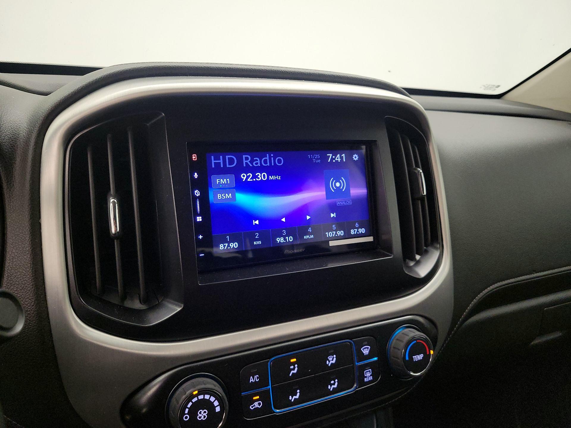 Thumbnail: 2017 GMC Canyon - 15