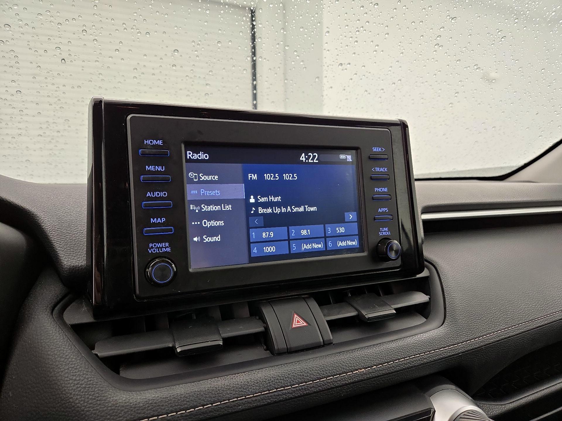 Thumbnail: 2019 Toyota RAV4 - 15