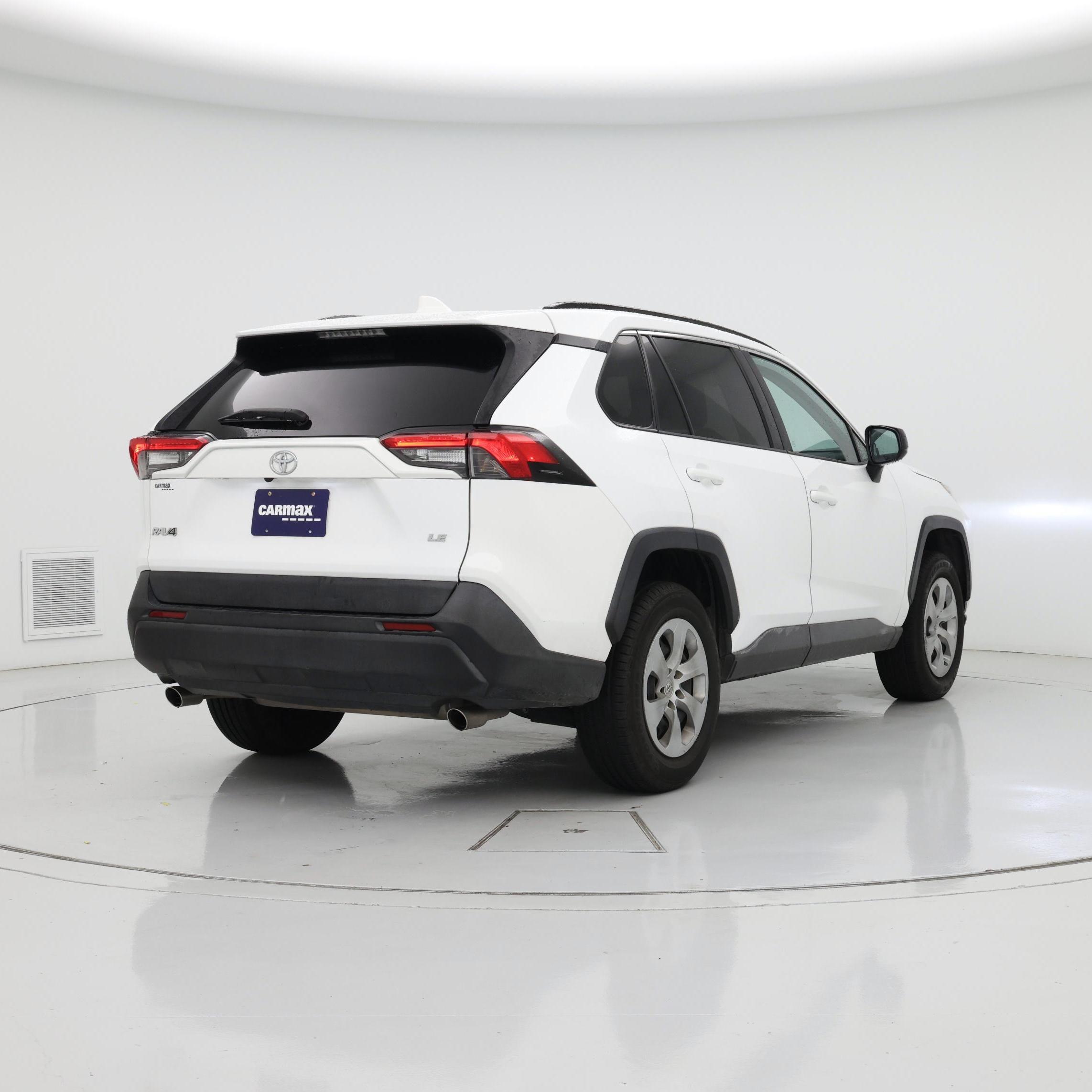 Thumbnail: 2019 Toyota RAV4 - 8