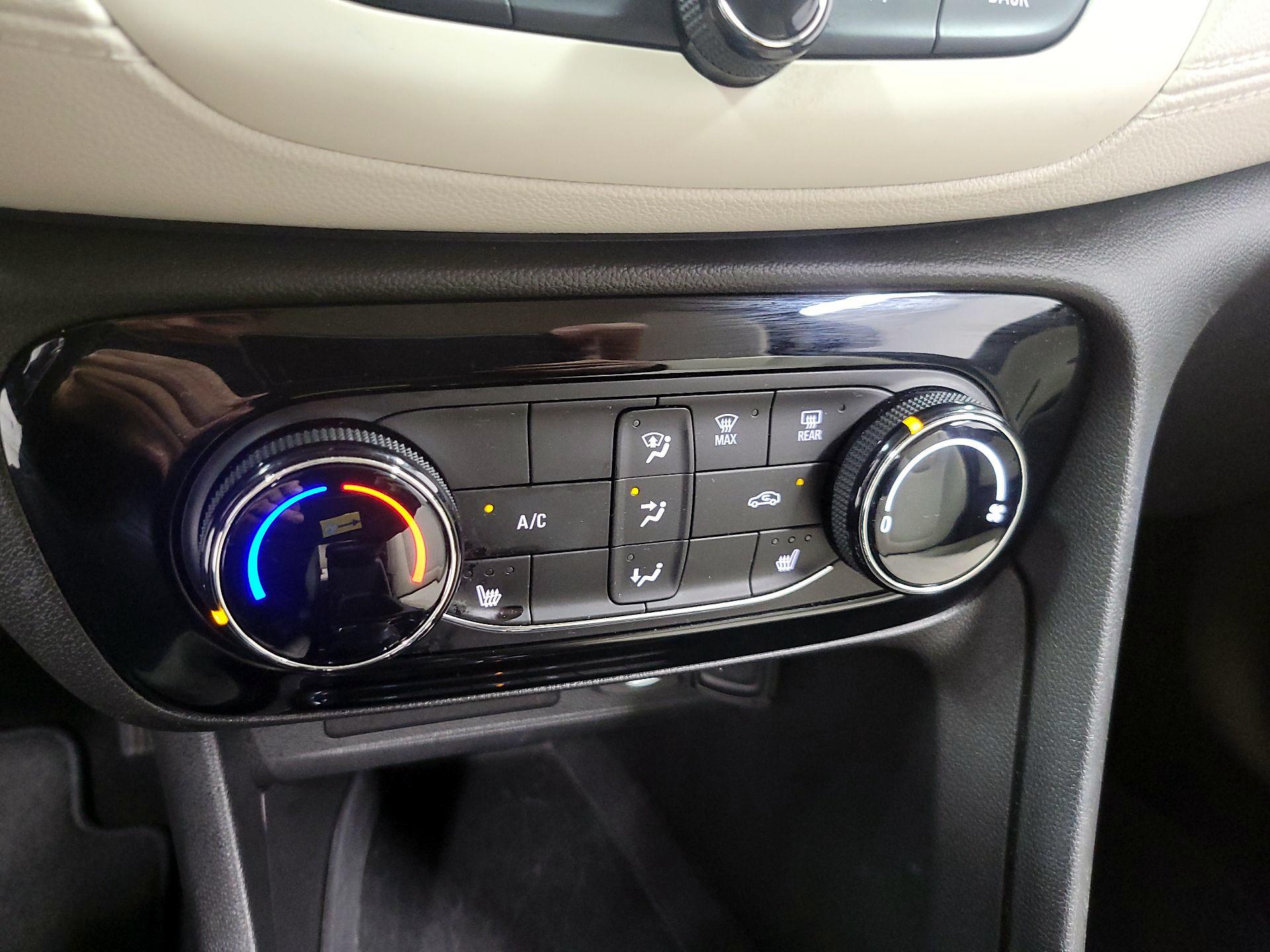 Thumbnail: 2021 Buick Encore GX - 15