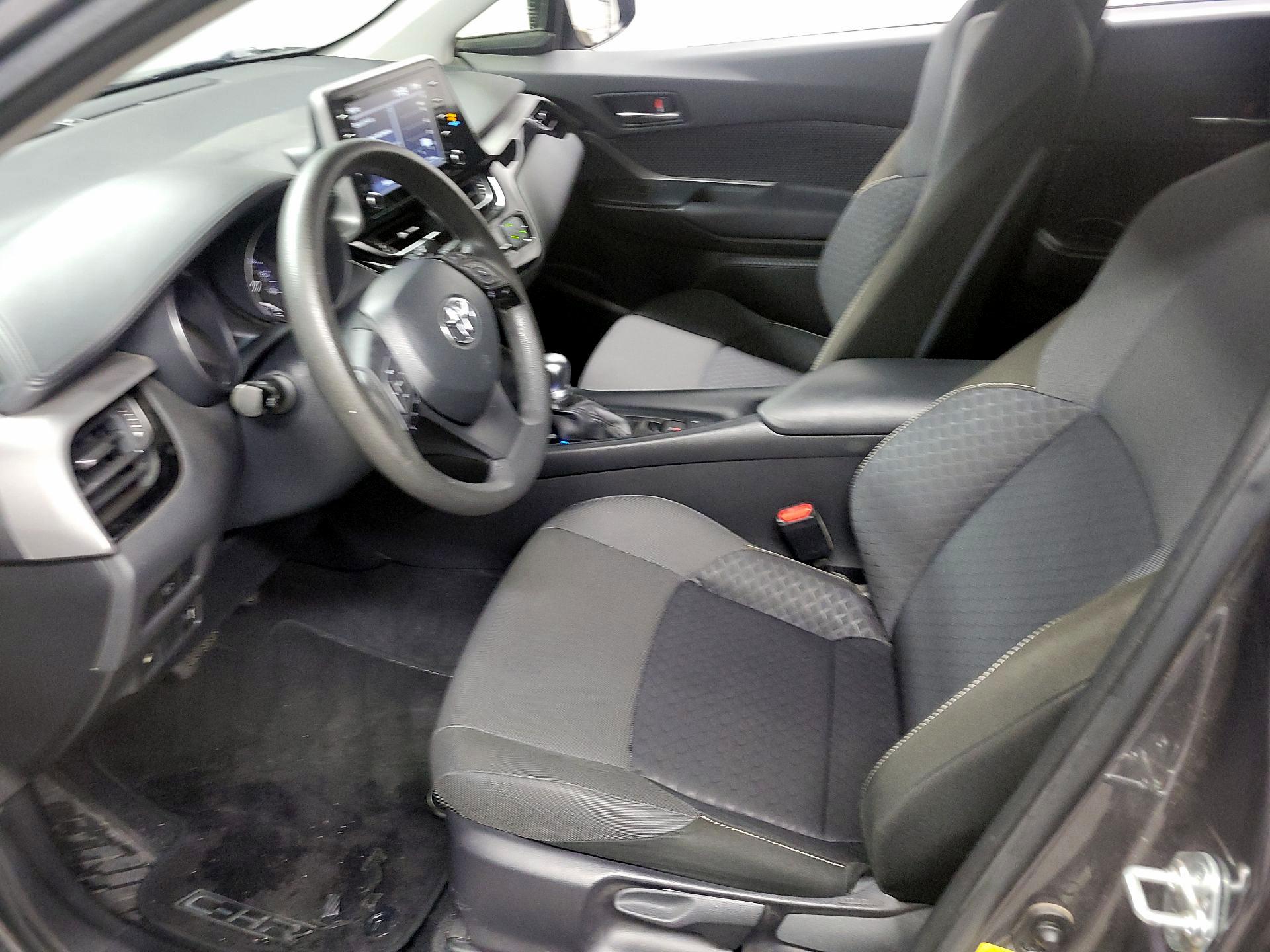 Thumbnail: 2020 Toyota C-HR - 11