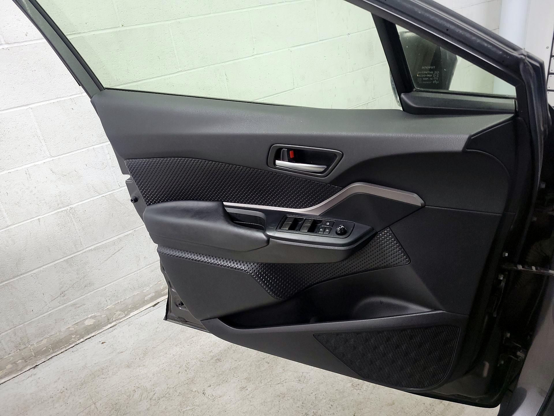 Thumbnail: 2020 Toyota C-HR - 12