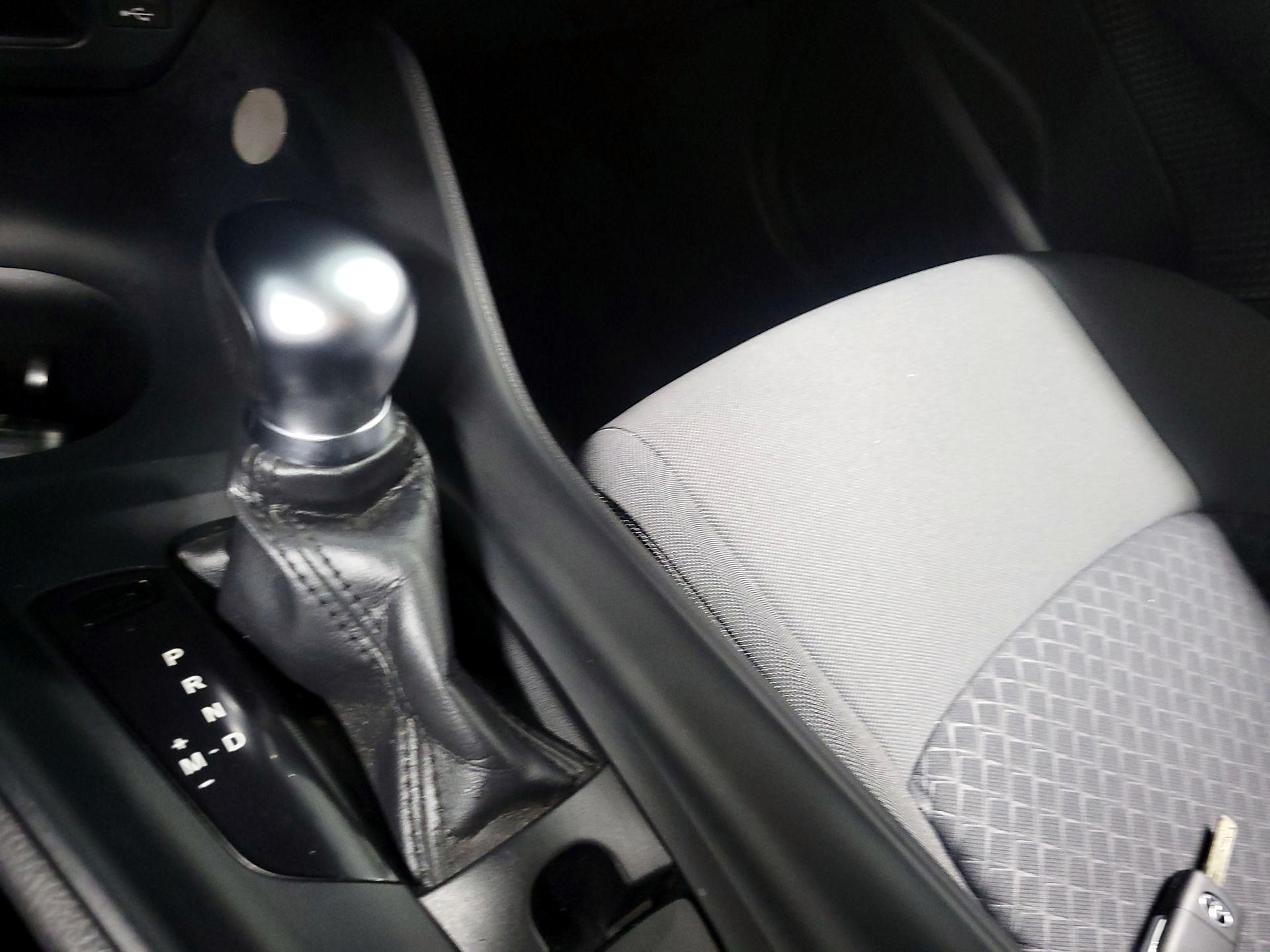 Thumbnail: 2020 Toyota C-HR - 16