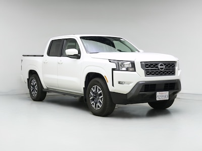 White 2023 Nissan Frontier SV