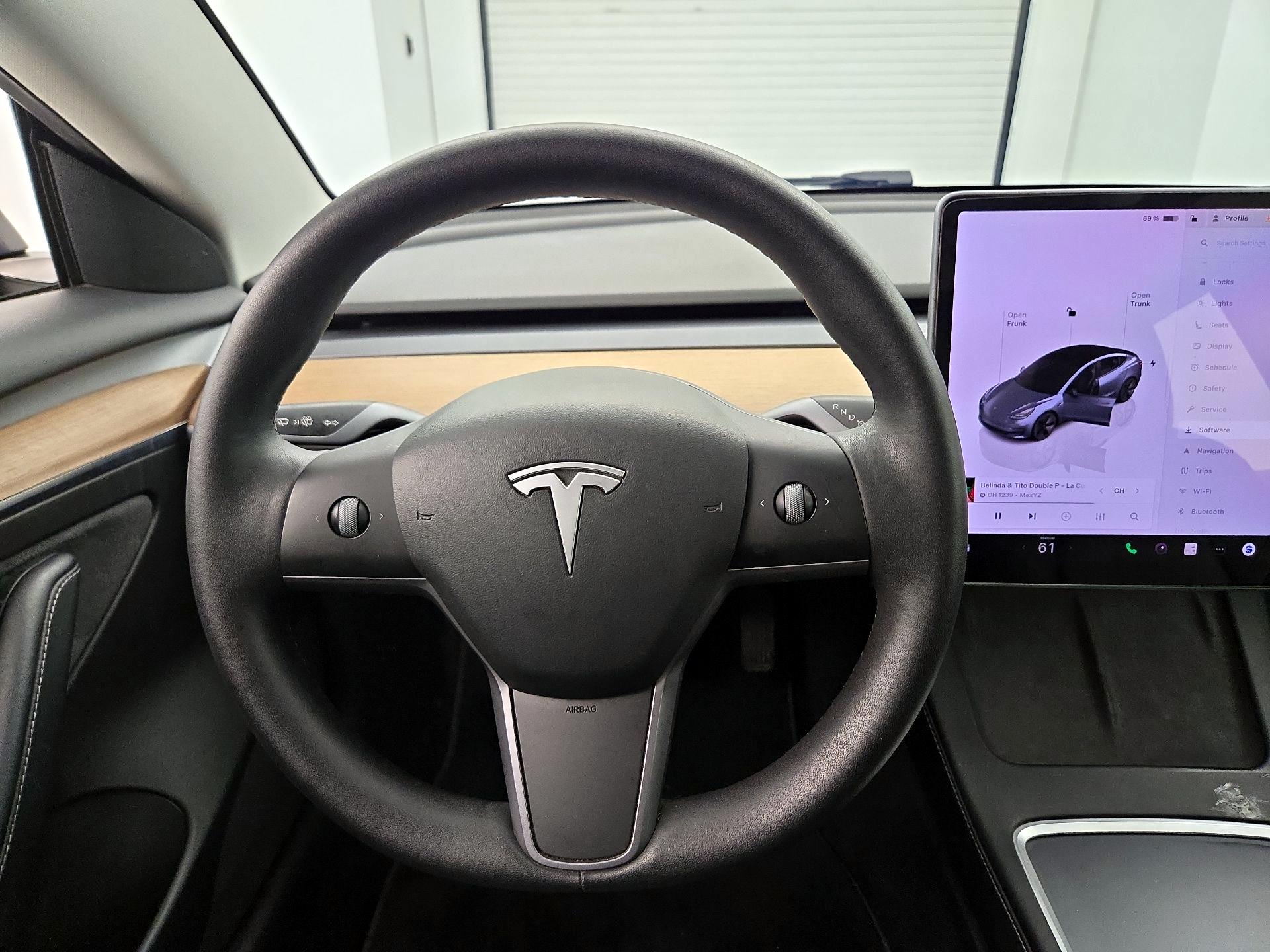 Thumbnail: 2022 Tesla Model 3 - 10