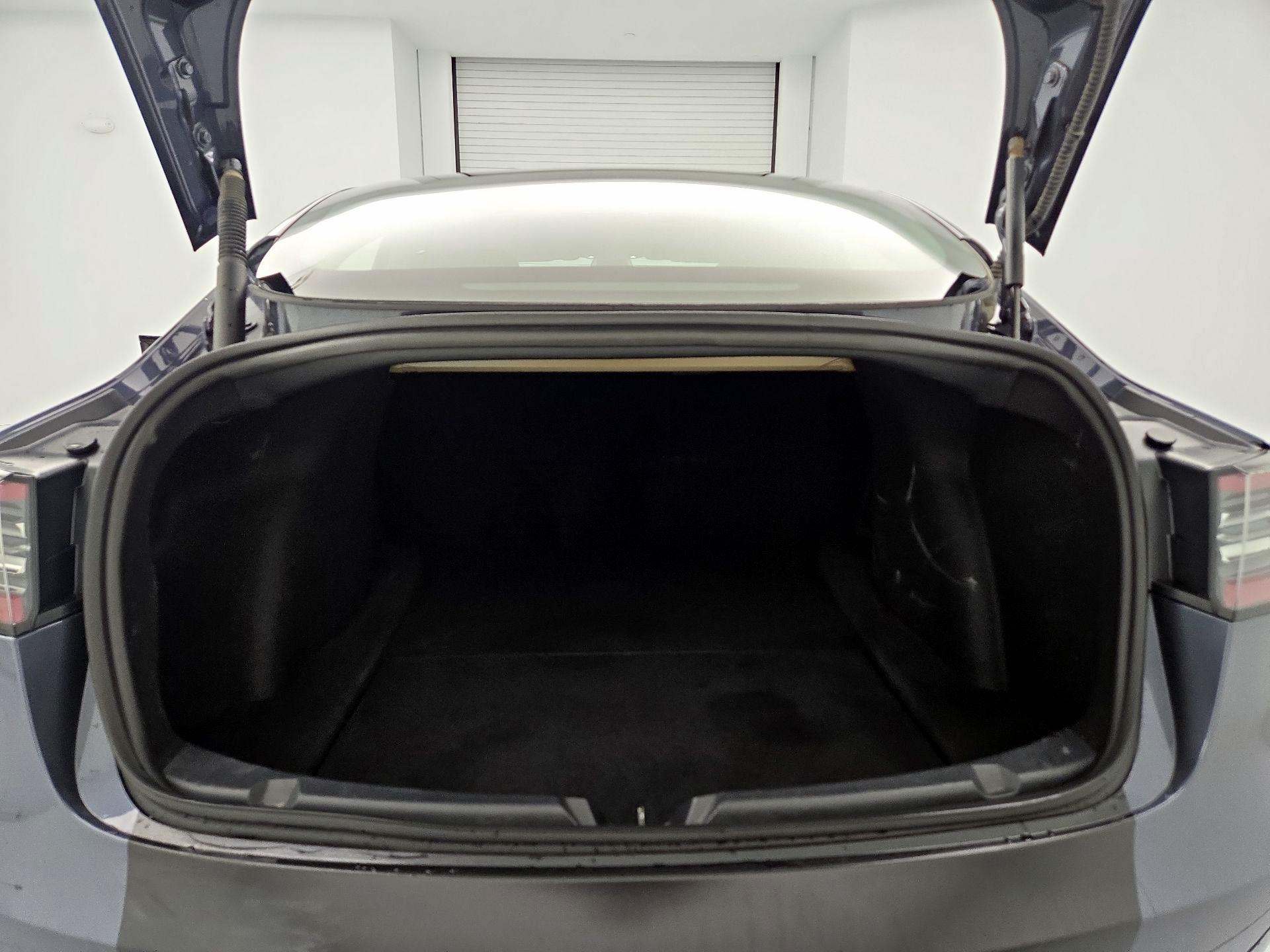 Thumbnail: 2022 Tesla Model 3 - 20