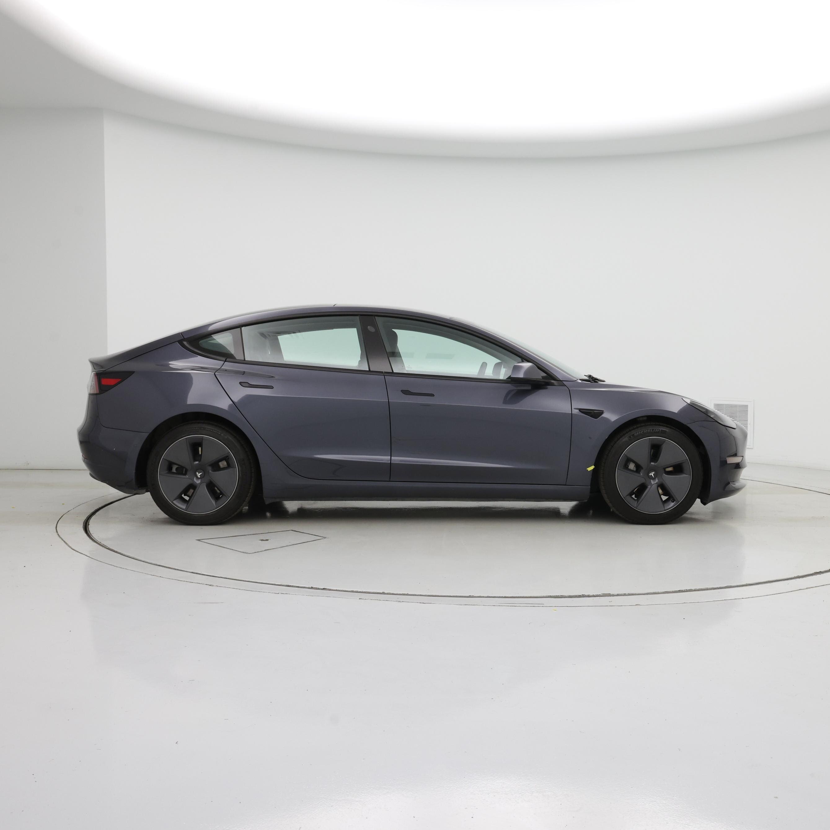 Thumbnail: 2022 Tesla Model 3 - 7