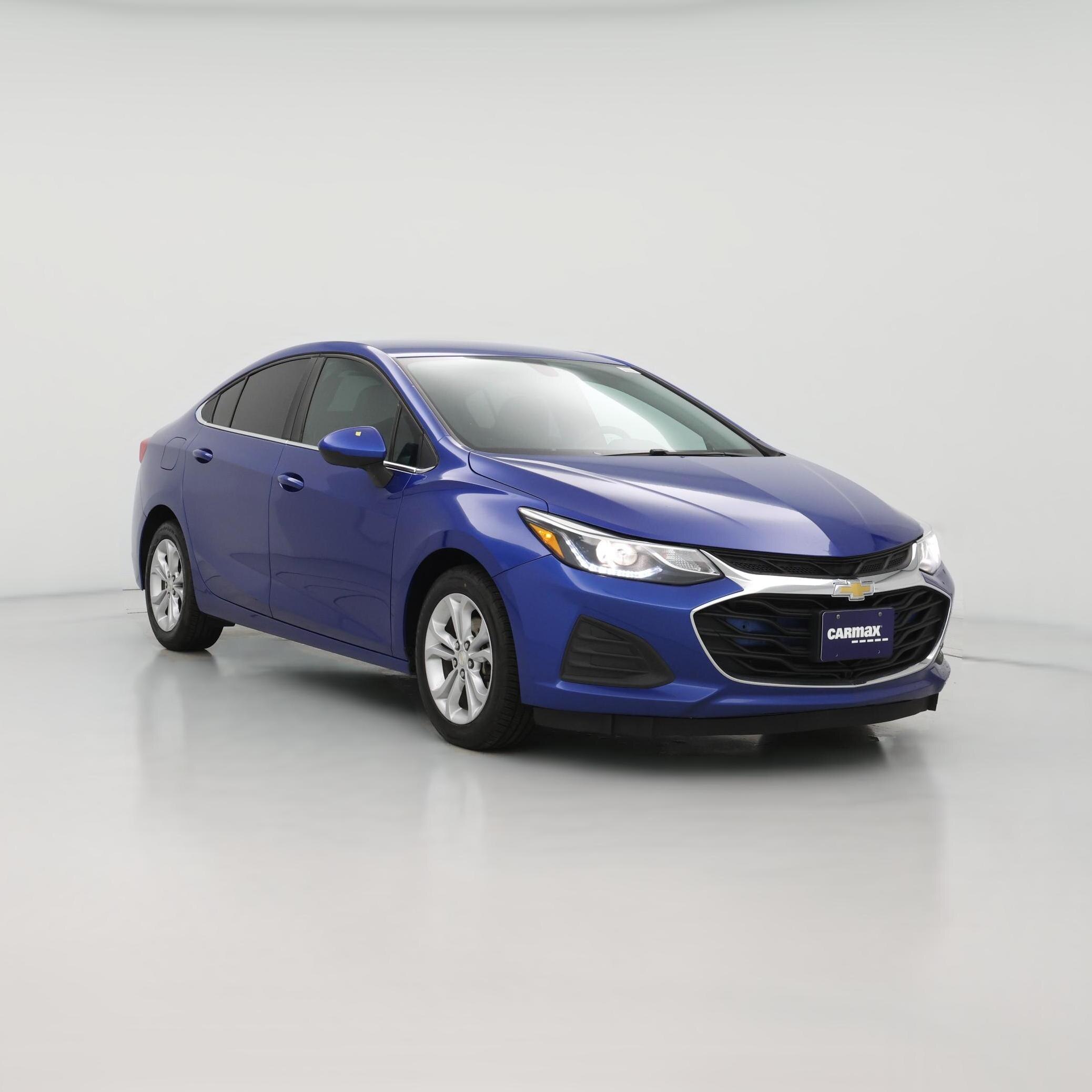 Thumbnail: 2019 Chevrolet Cruze - 1