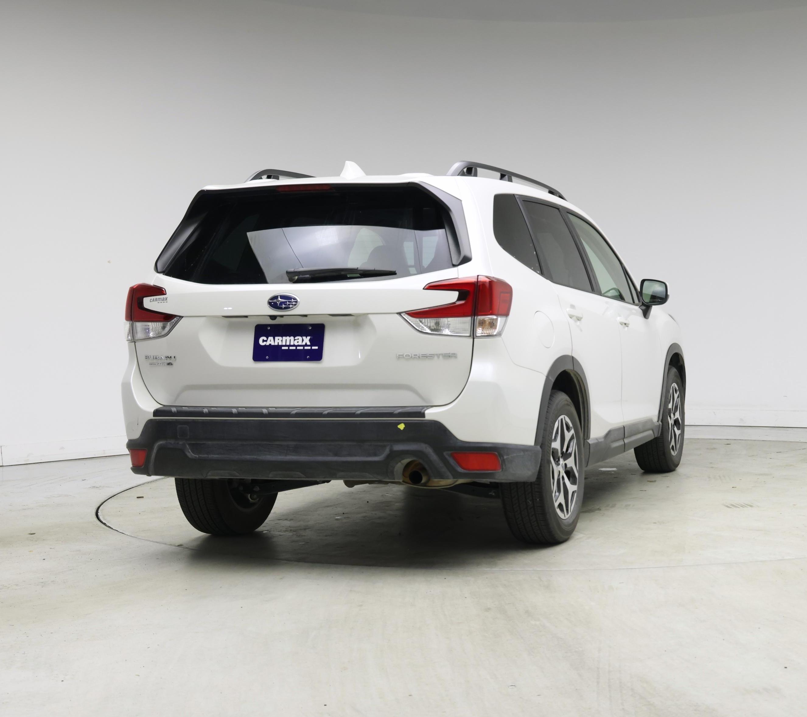 Thumbnail: 2023 Subaru Forester - 8