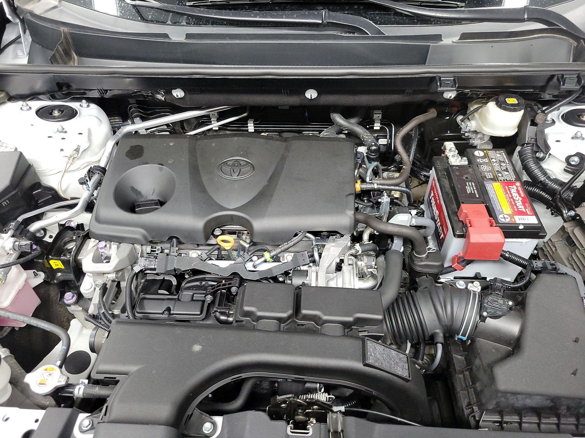 Thumbnail: 2021 Toyota RAV4 - 19