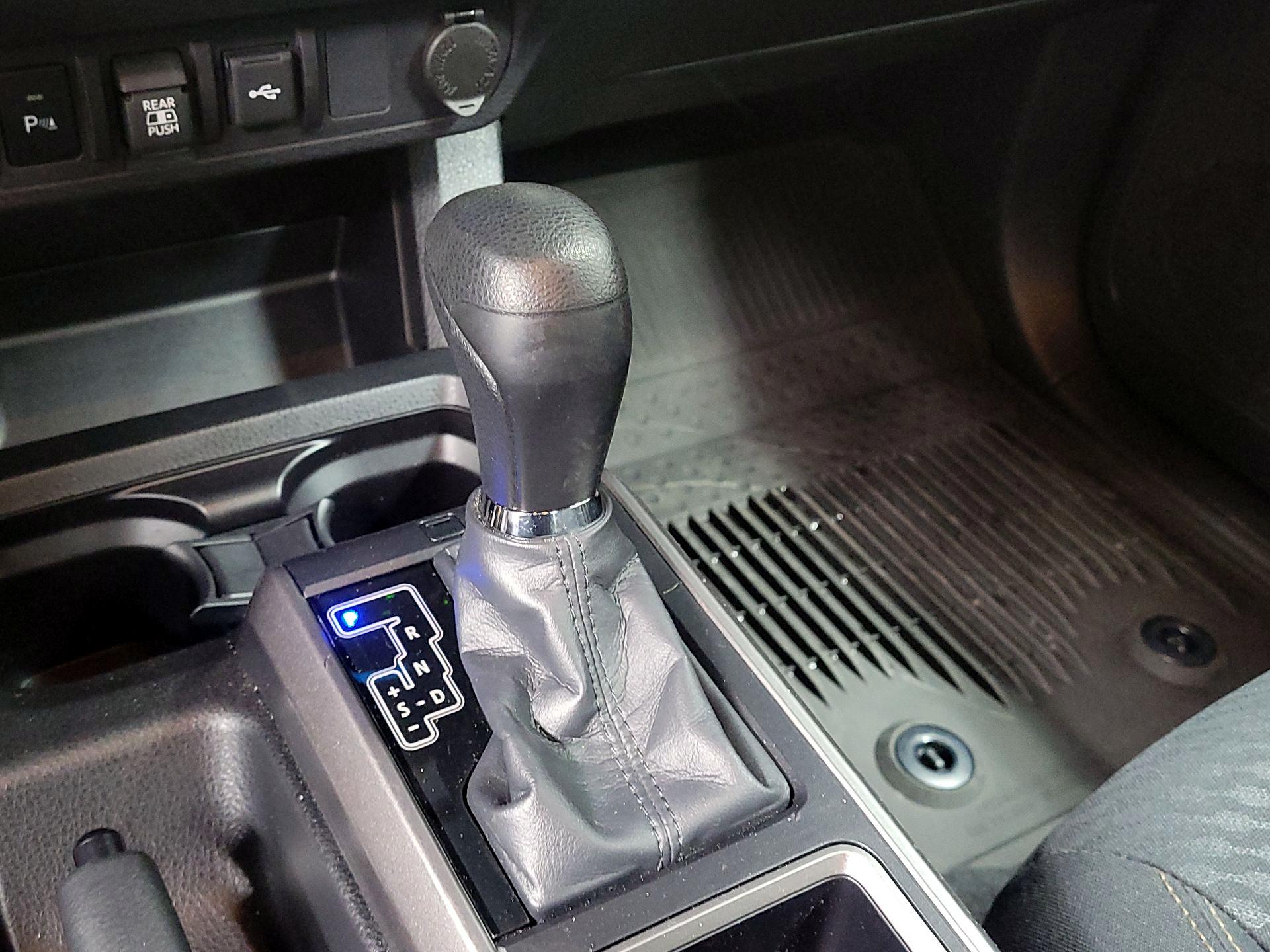 Thumbnail: 2023 Toyota Tacoma - 16