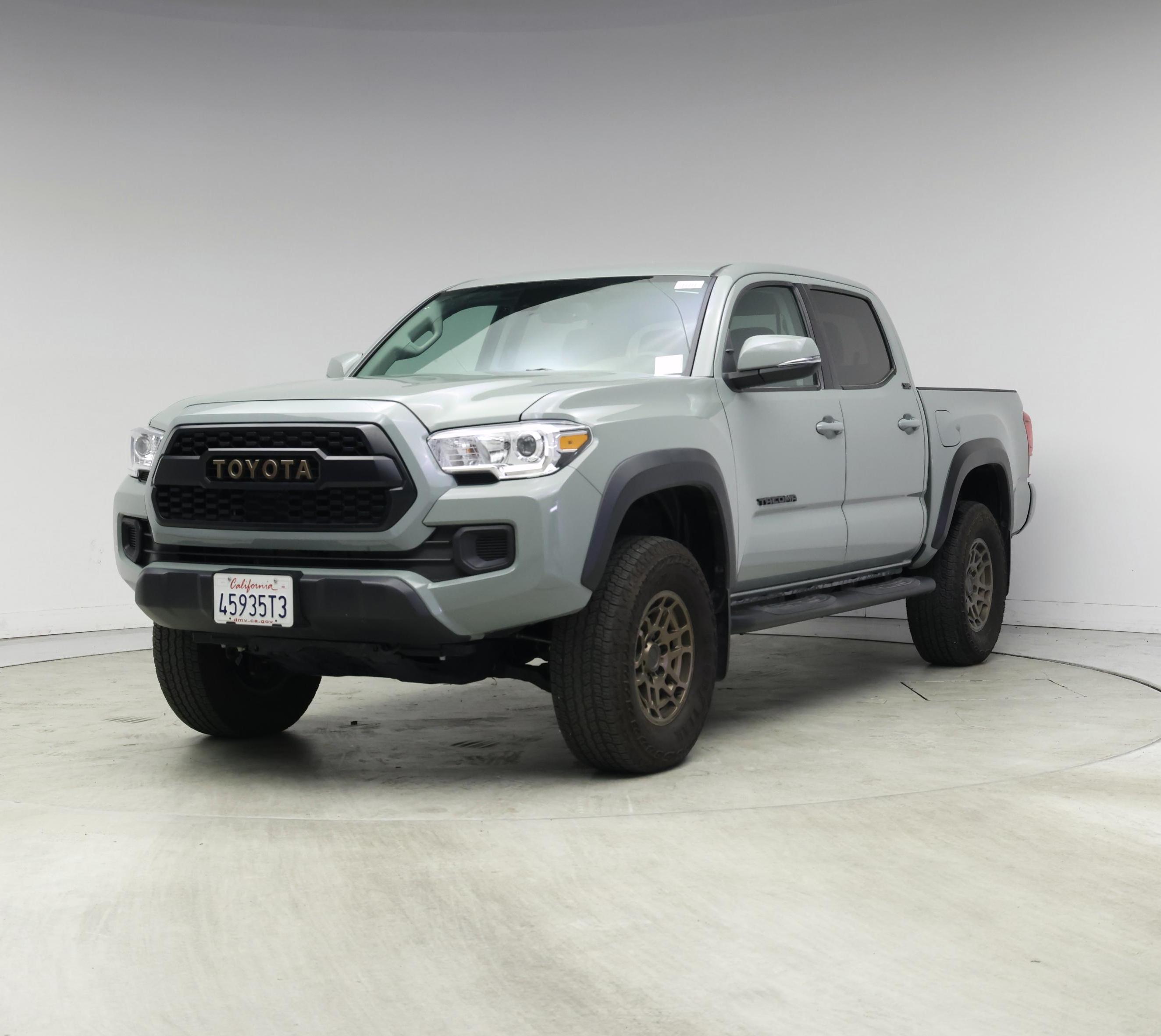 Thumbnail: 2023 Toyota Tacoma - 4