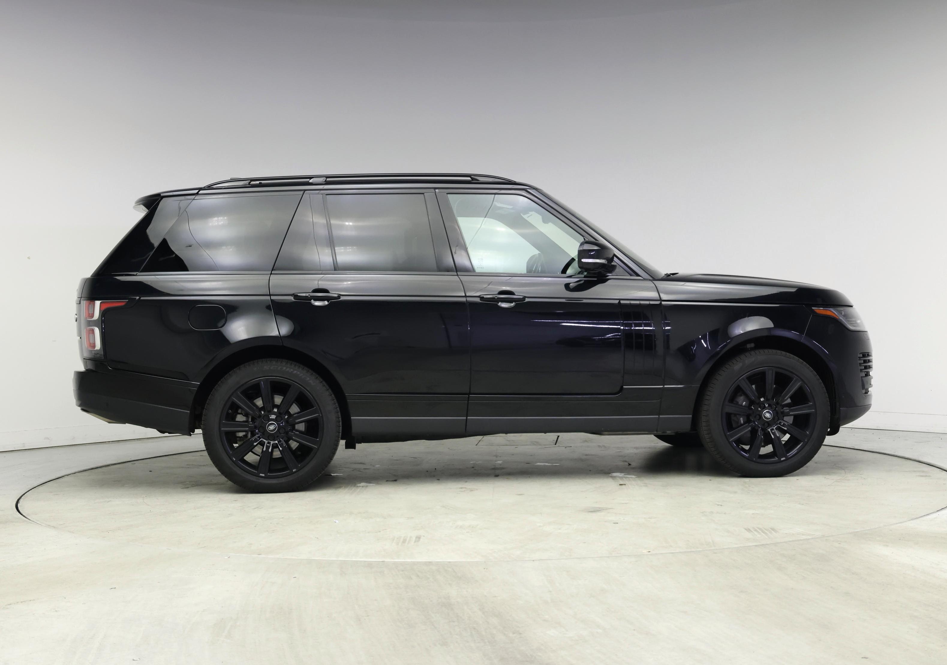 Thumbnail: 2020 Land Rover Range Rover - 7