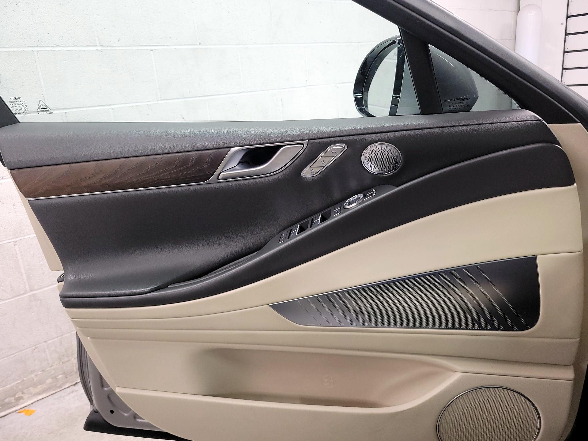 Thumbnail: 2021 Genesis G80 - 12