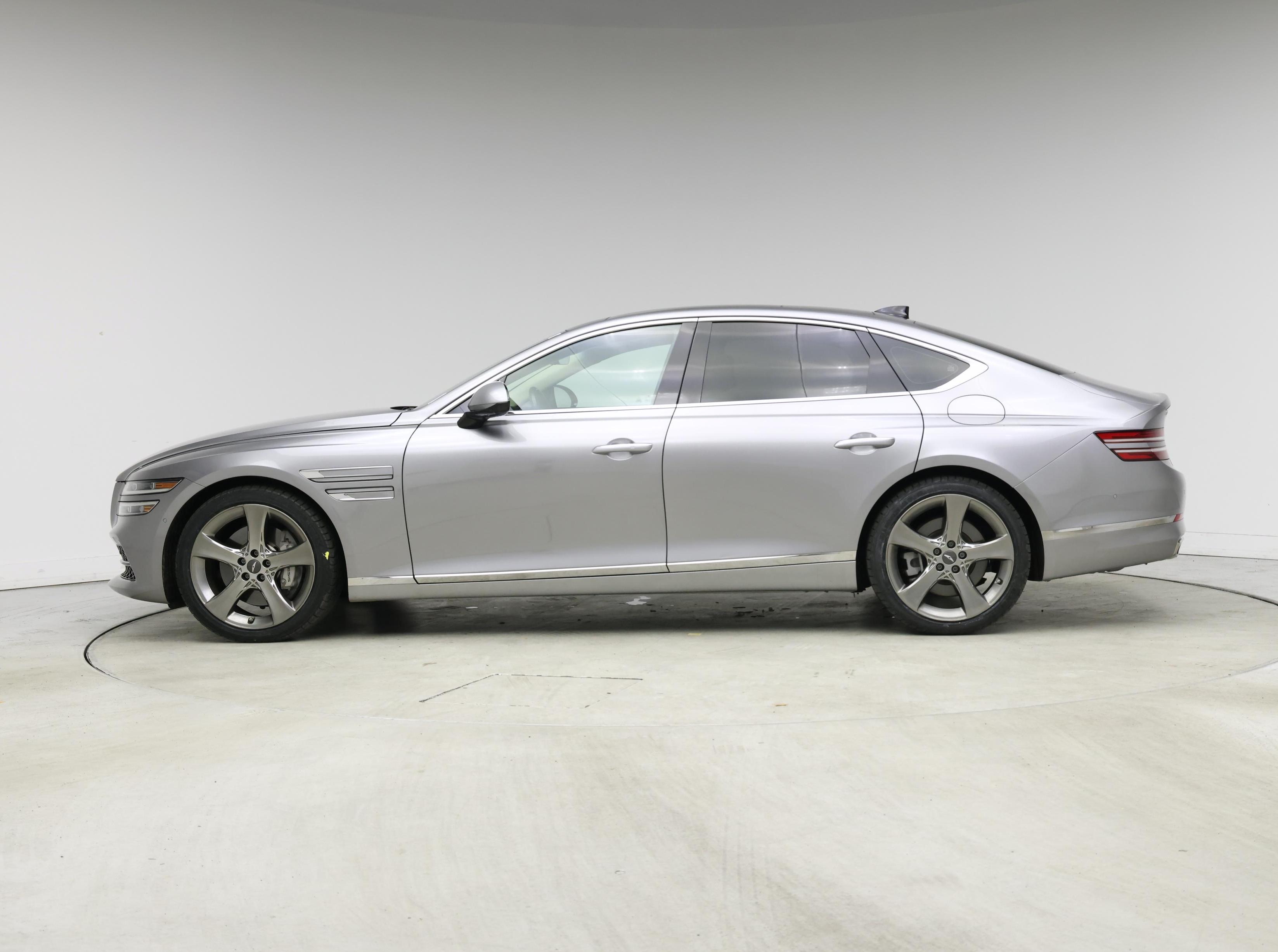 Thumbnail: 2021 Genesis G80 - 3