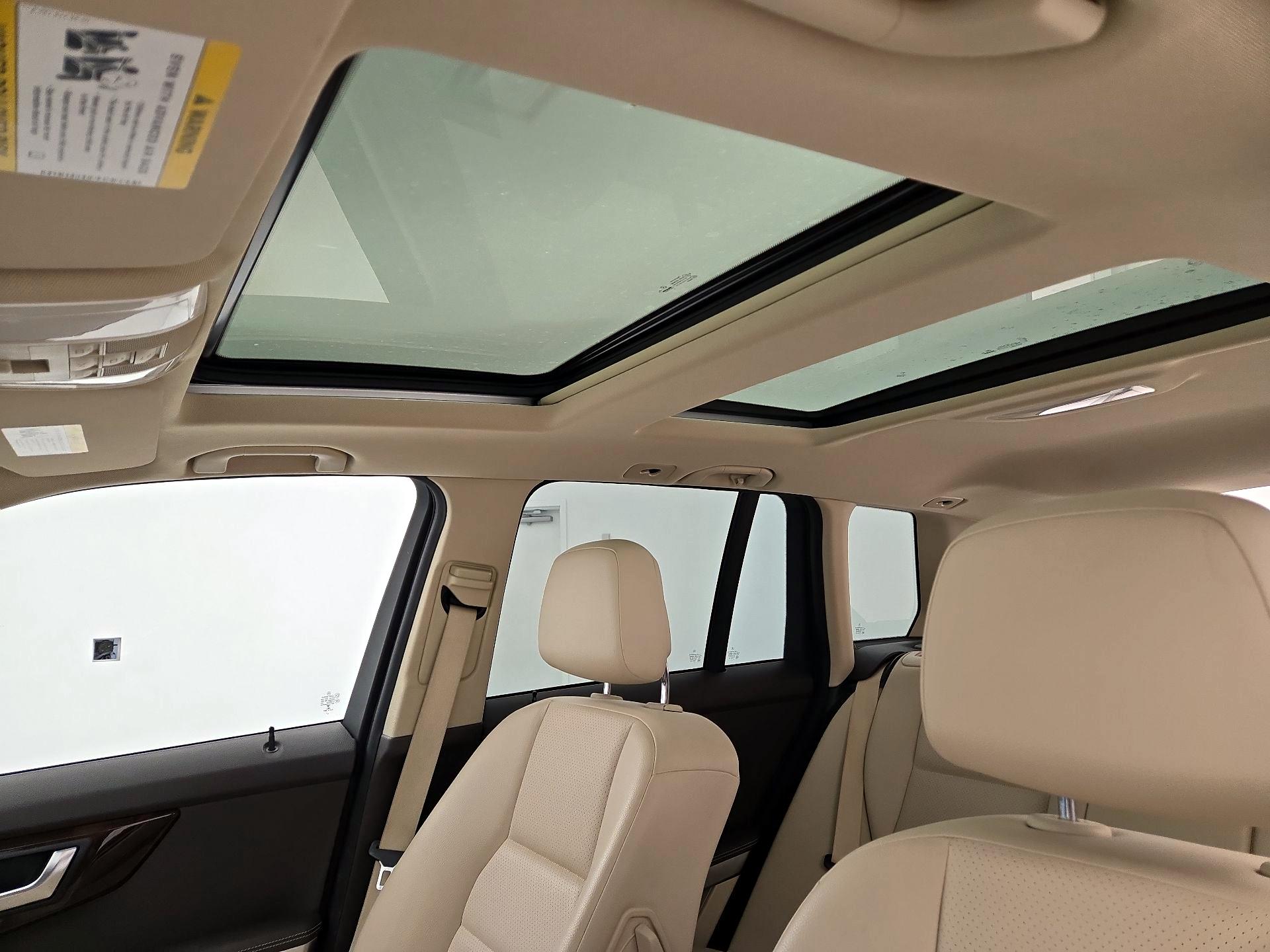 Thumbnail: 2015 Mercedes-Benz GLK - 20