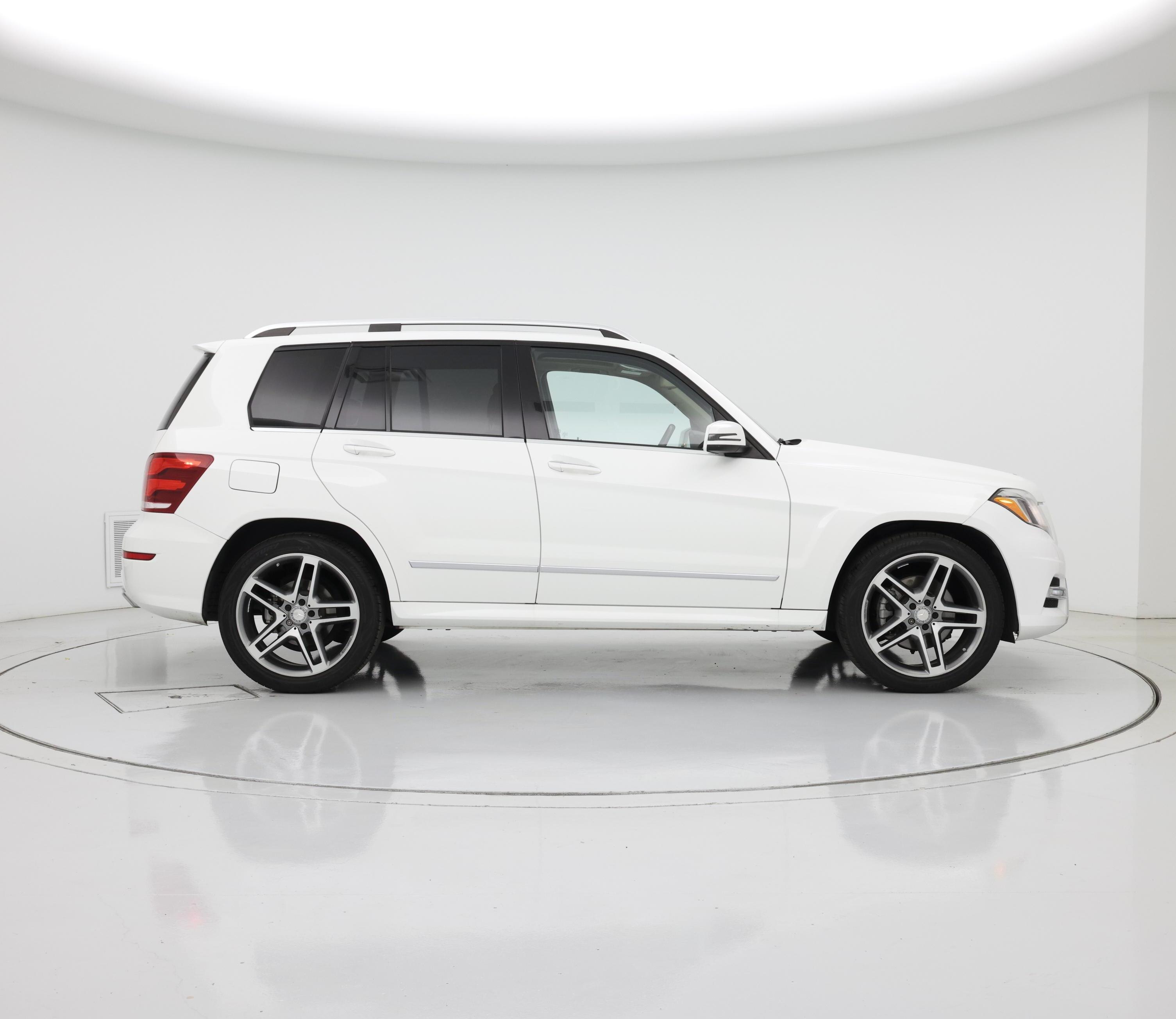 Thumbnail: 2015 Mercedes-Benz GLK - 7