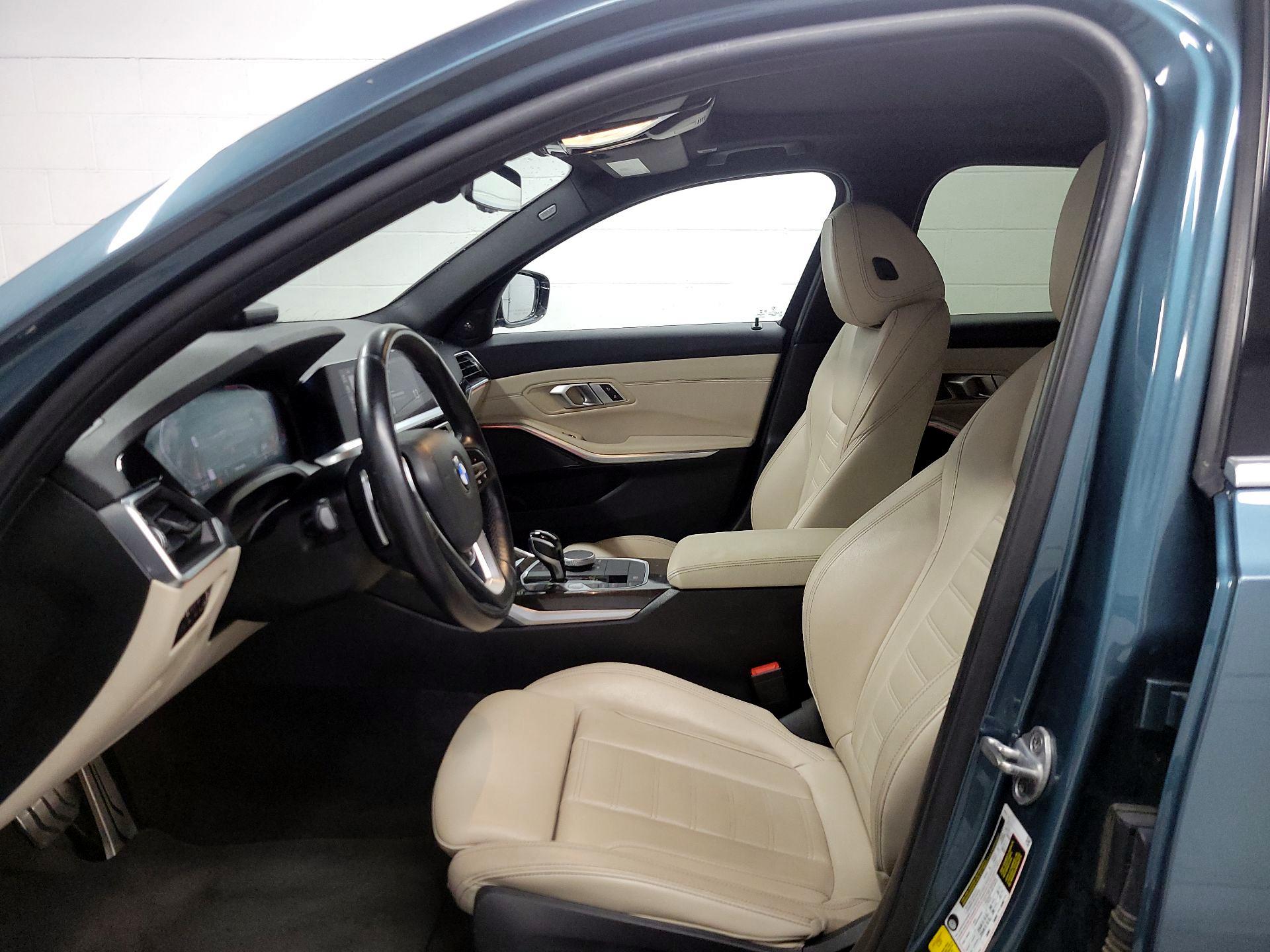 Thumbnail: 2020 BMW 3 Series - 11