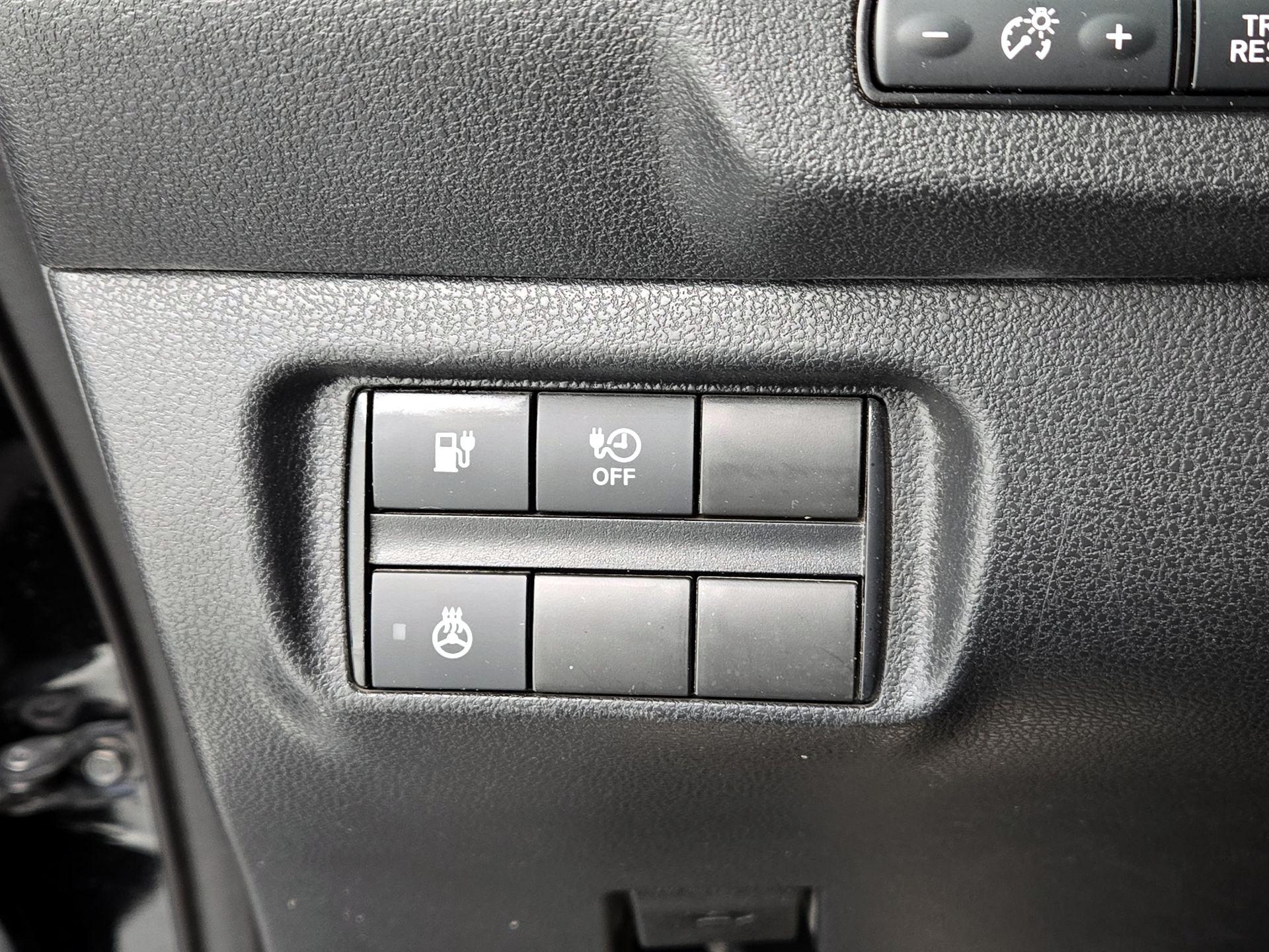 Thumbnail: 2019 Nissan Leaf - 13