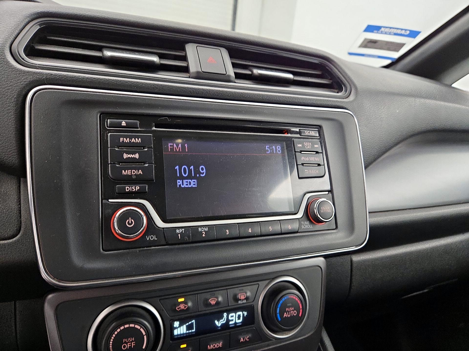 Thumbnail: 2019 Nissan Leaf - 15