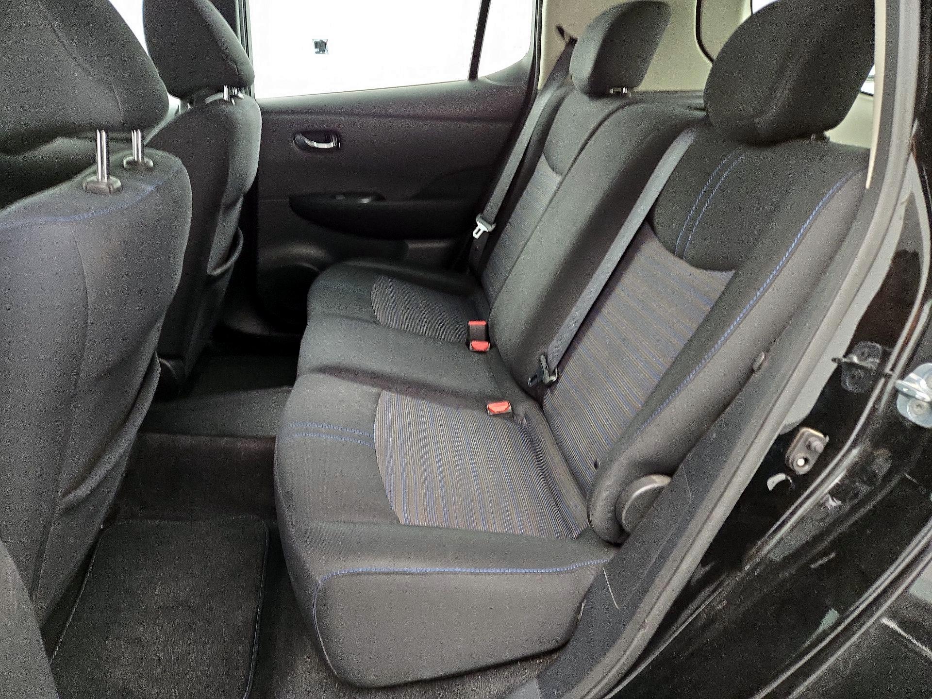 Thumbnail: 2019 Nissan Leaf - 19