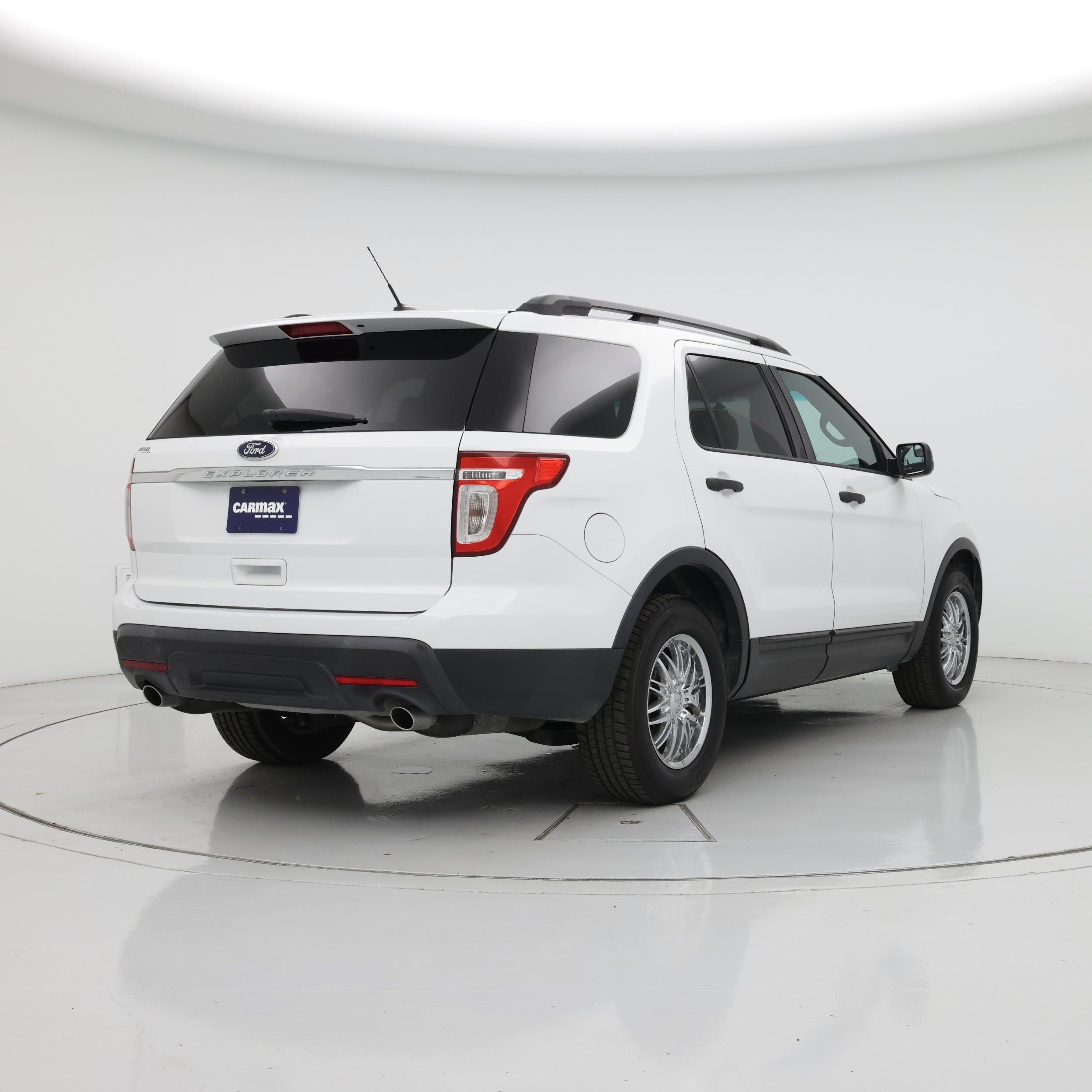 Thumbnail: 2014 Ford Explorer - 8