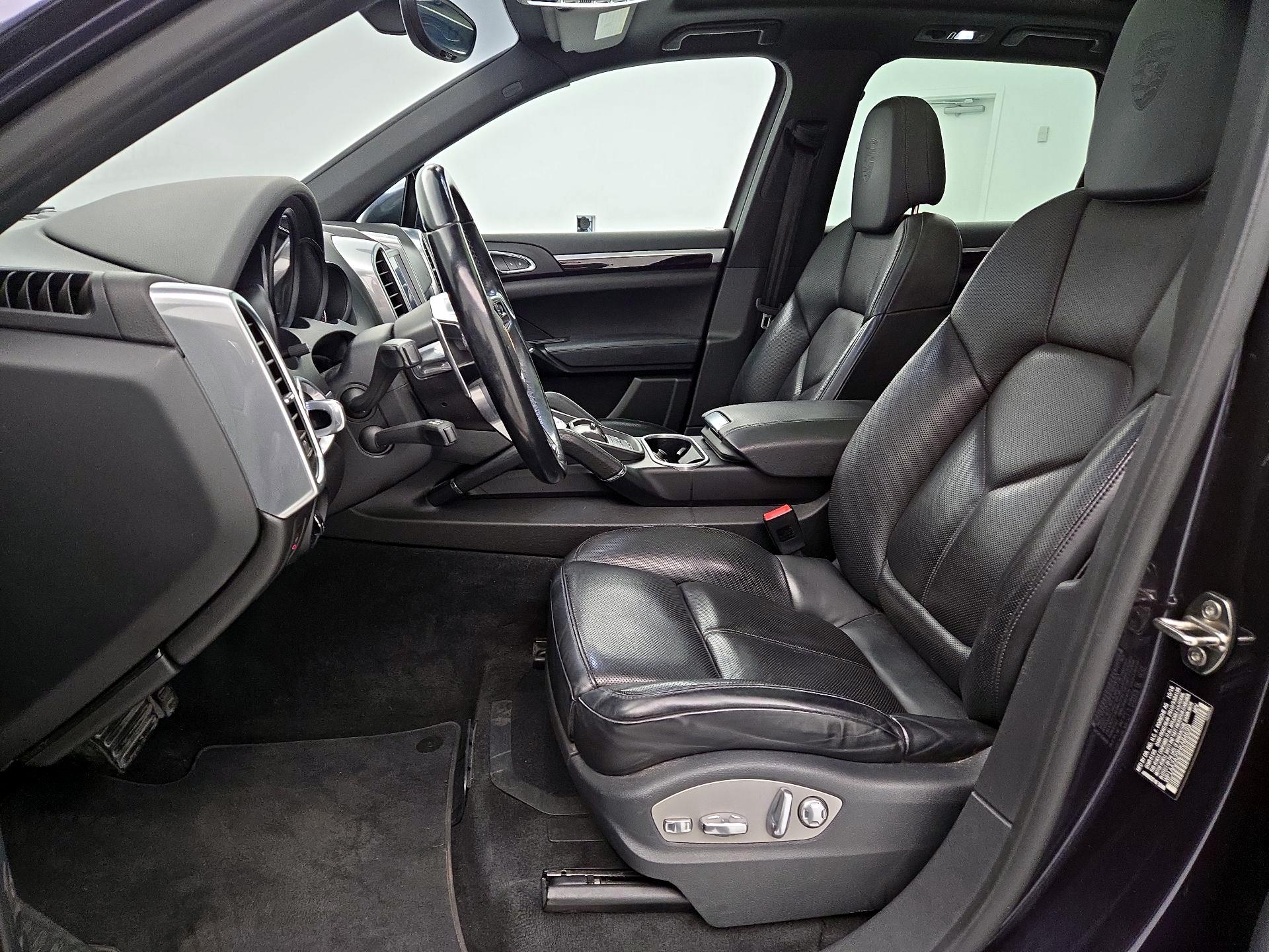 Thumbnail: 2017 Porsche Cayenne - 11