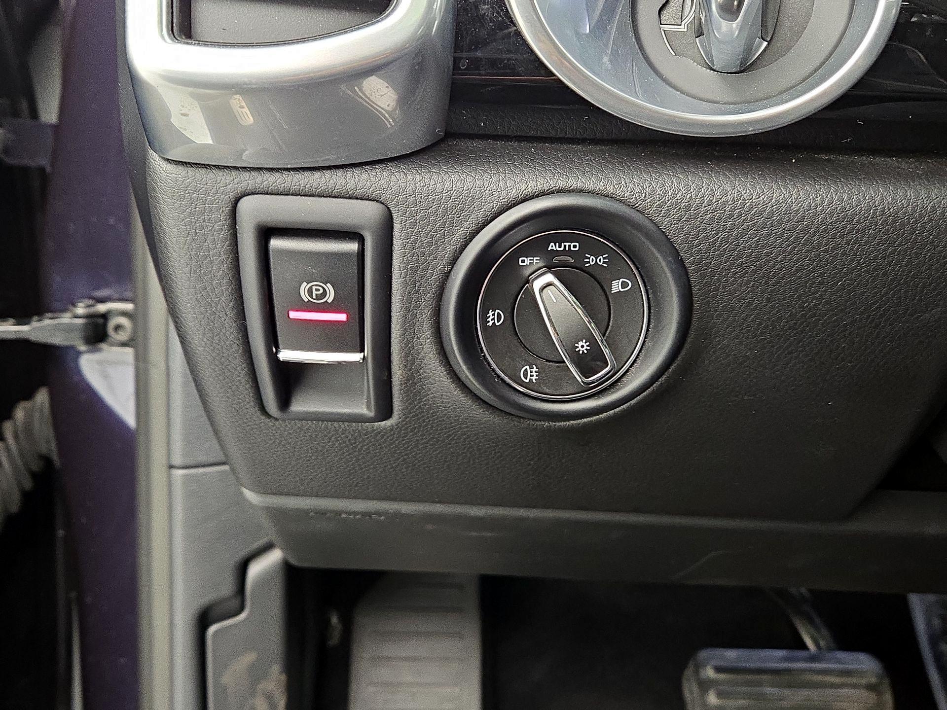 Thumbnail: 2017 Porsche Cayenne - 13