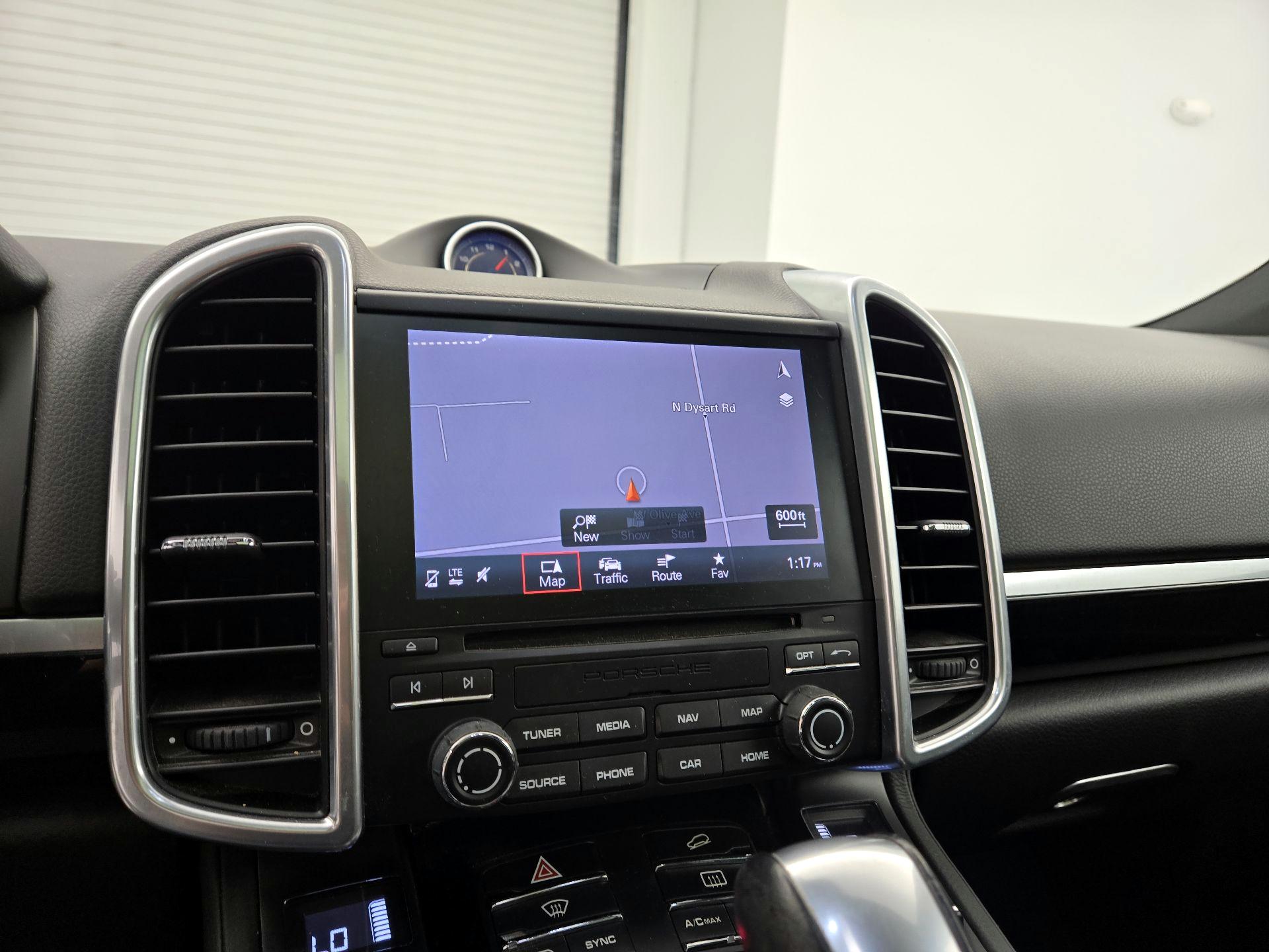 Thumbnail: 2017 Porsche Cayenne - 14