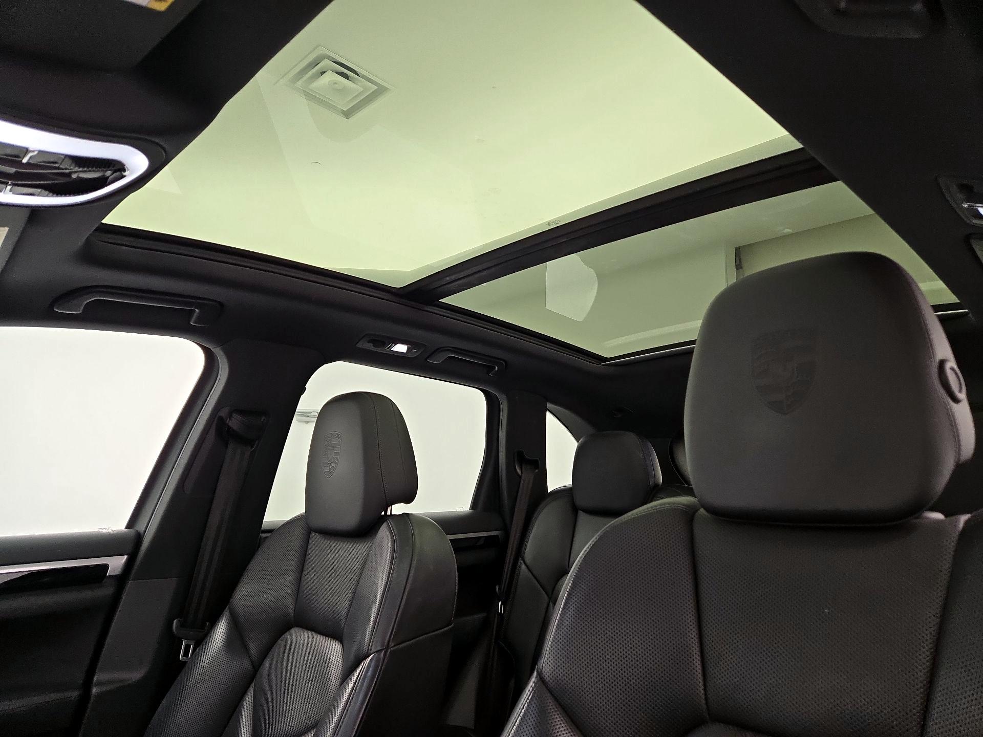 Thumbnail: 2017 Porsche Cayenne - 20