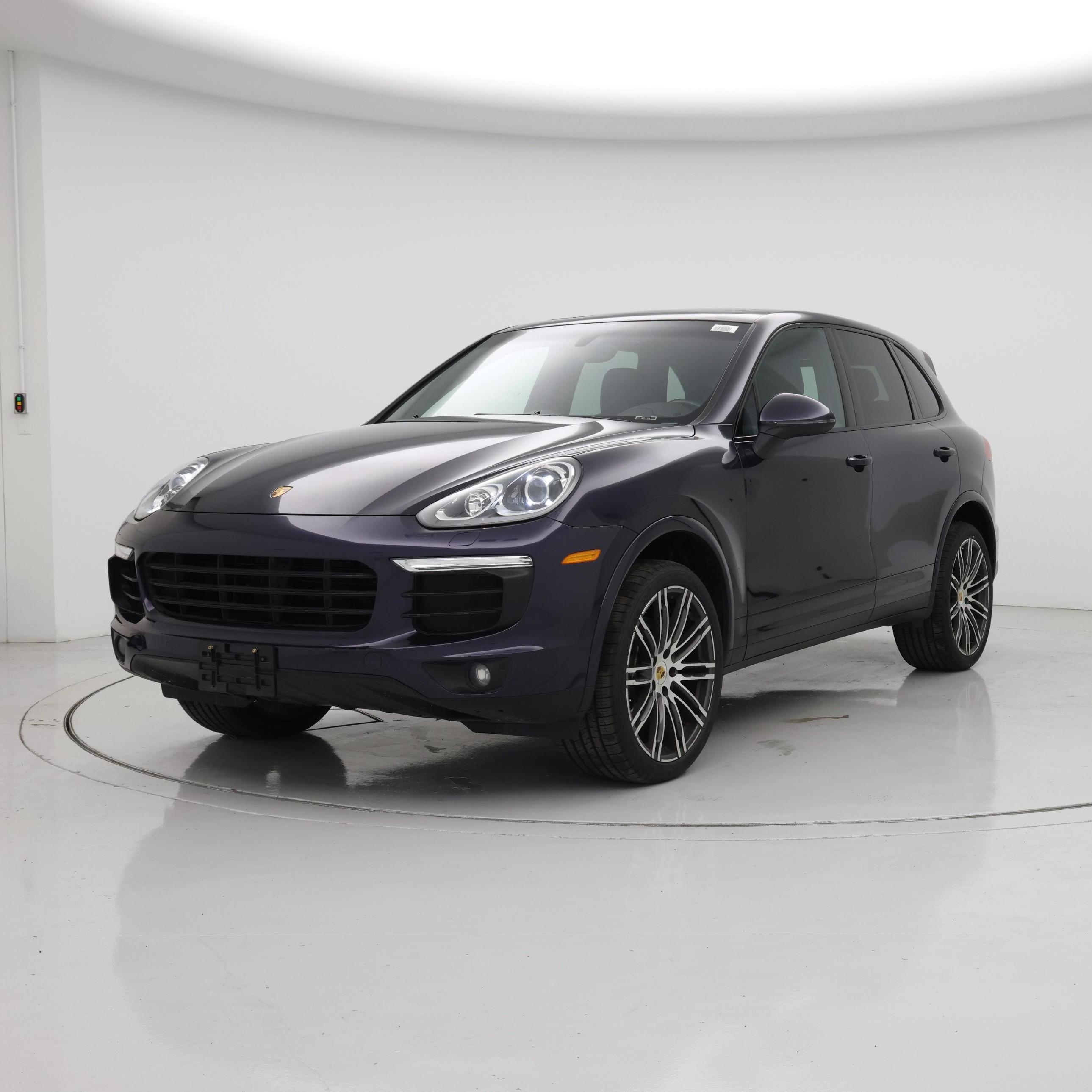 Thumbnail: 2017 Porsche Cayenne - 4