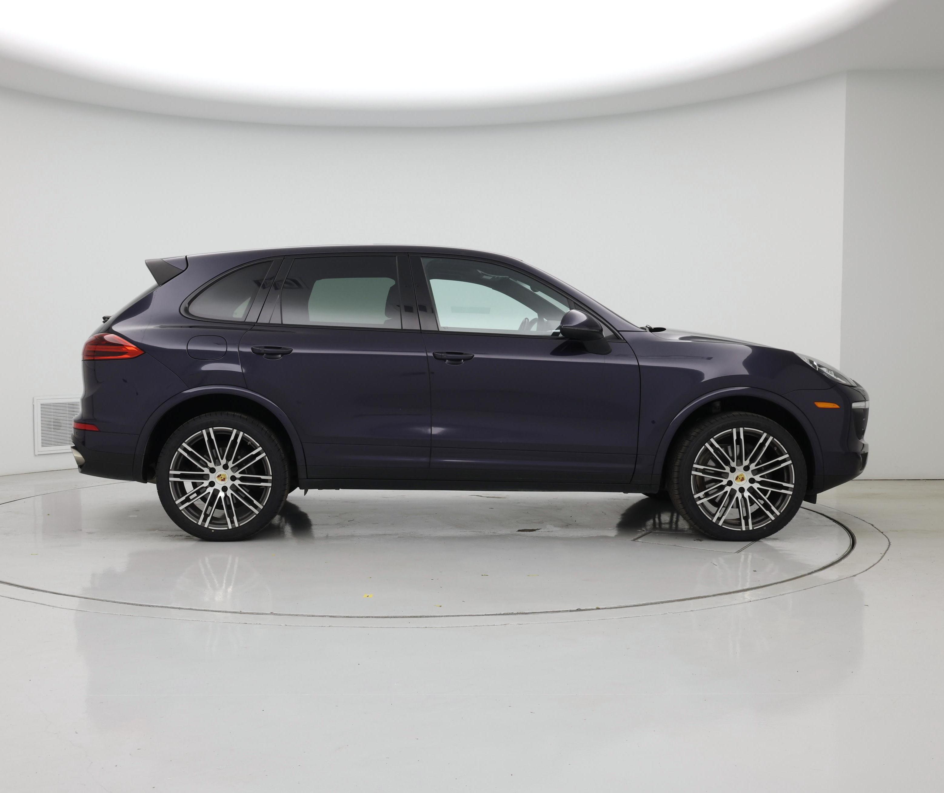 Thumbnail: 2017 Porsche Cayenne - 7