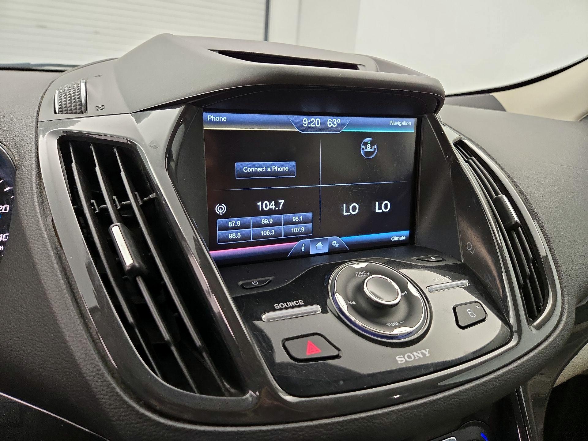 Thumbnail: 2014 Ford Escape - 15