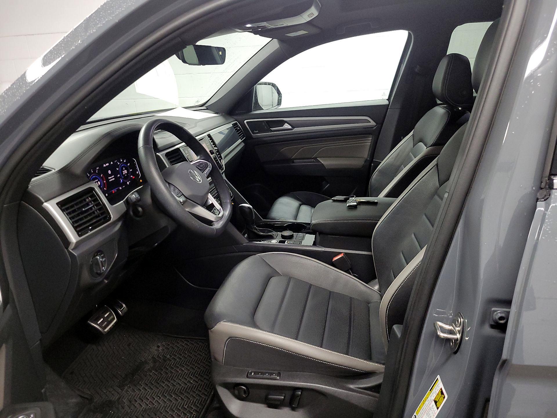 Thumbnail: 2023 Volkswagen Atlas - 11