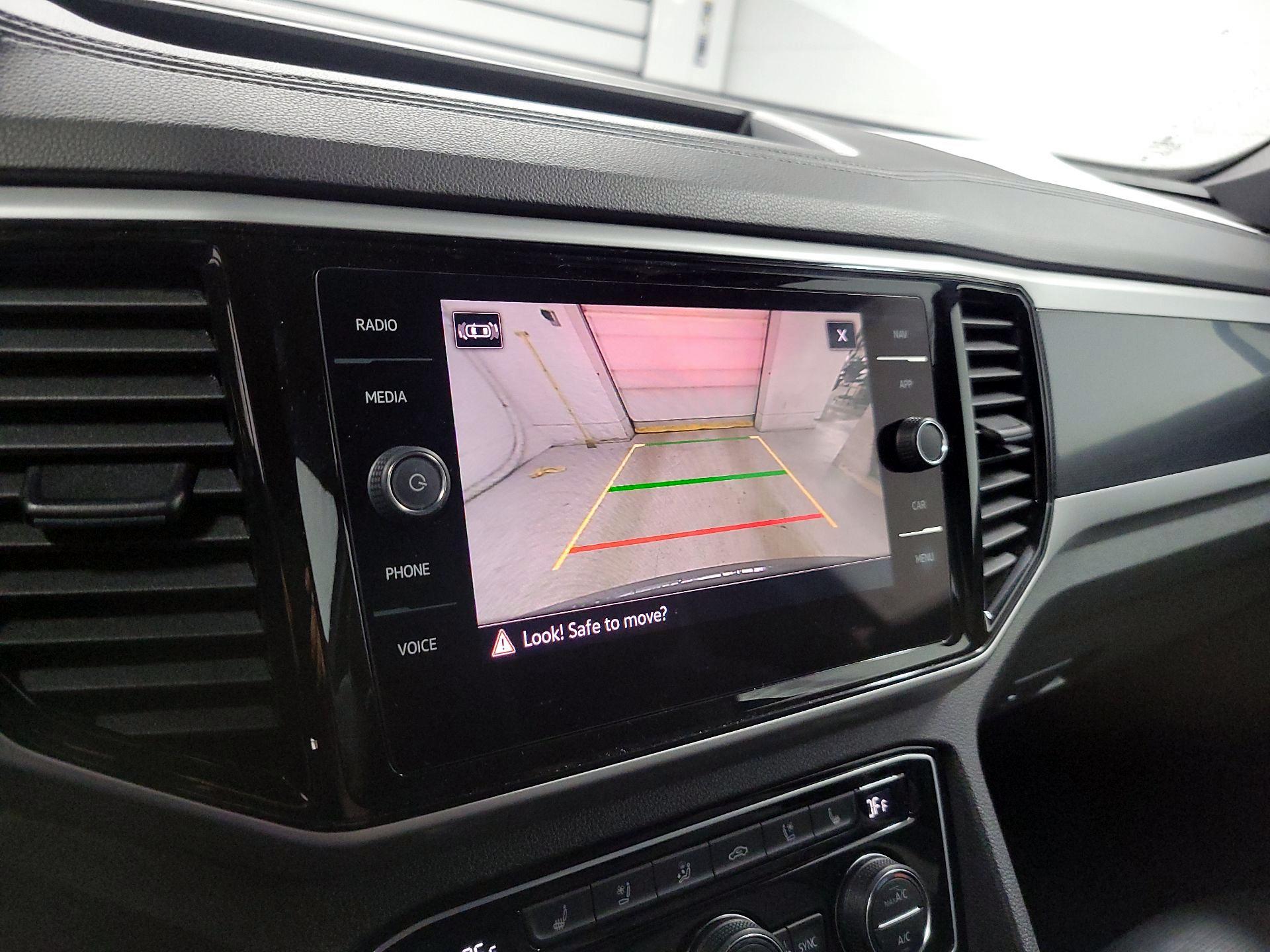 Thumbnail: 2023 Volkswagen Atlas - 15