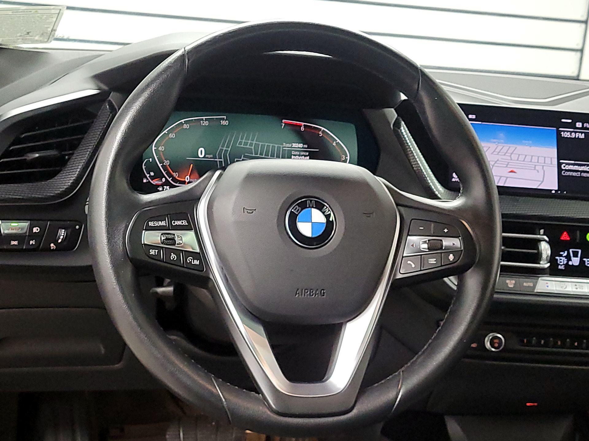 Thumbnail: 2022 BMW 2 Series - 10