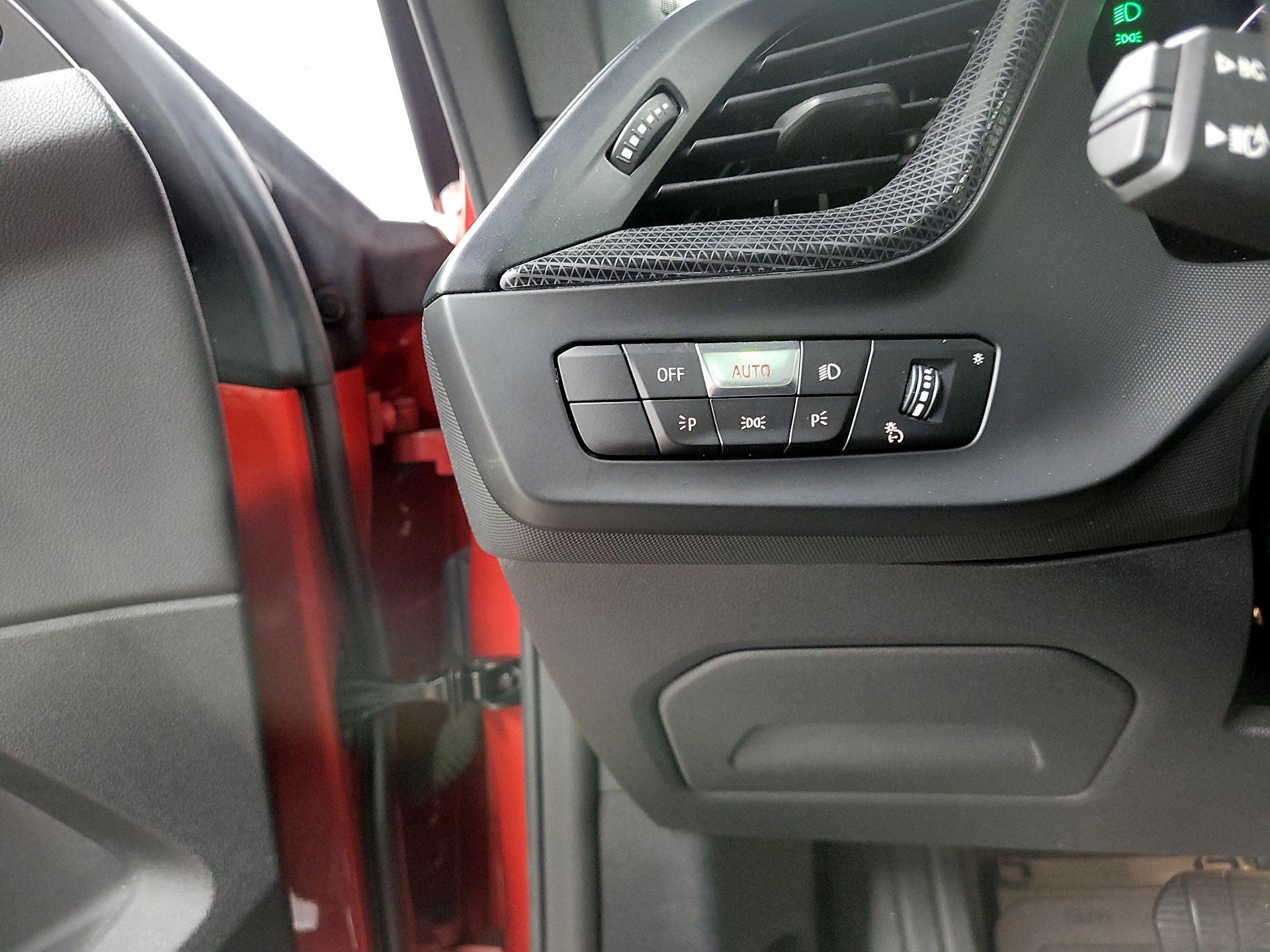 Thumbnail: 2022 BMW 2 Series - 13